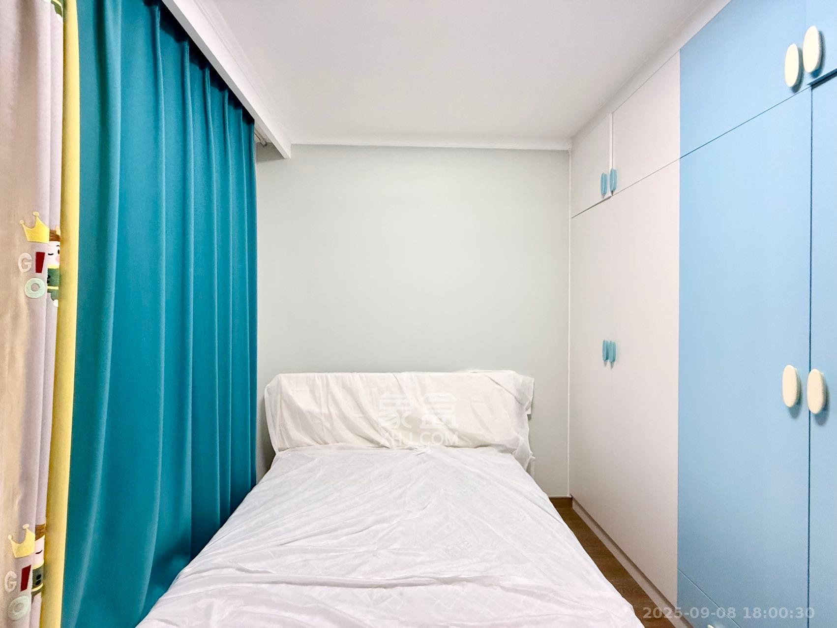 龙湖铂金中心(龙湖春江郦城) 3室2厅2卫 5000.0元/月 龙湖铂金中心(龙湖春江郦城) 3室2厅2卫 5000.0元/月室内图