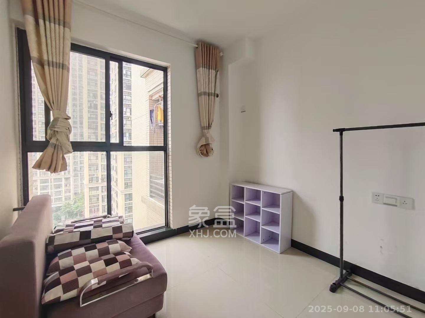 园康星都荟  3室2厅1卫    2100.0元/月室内图