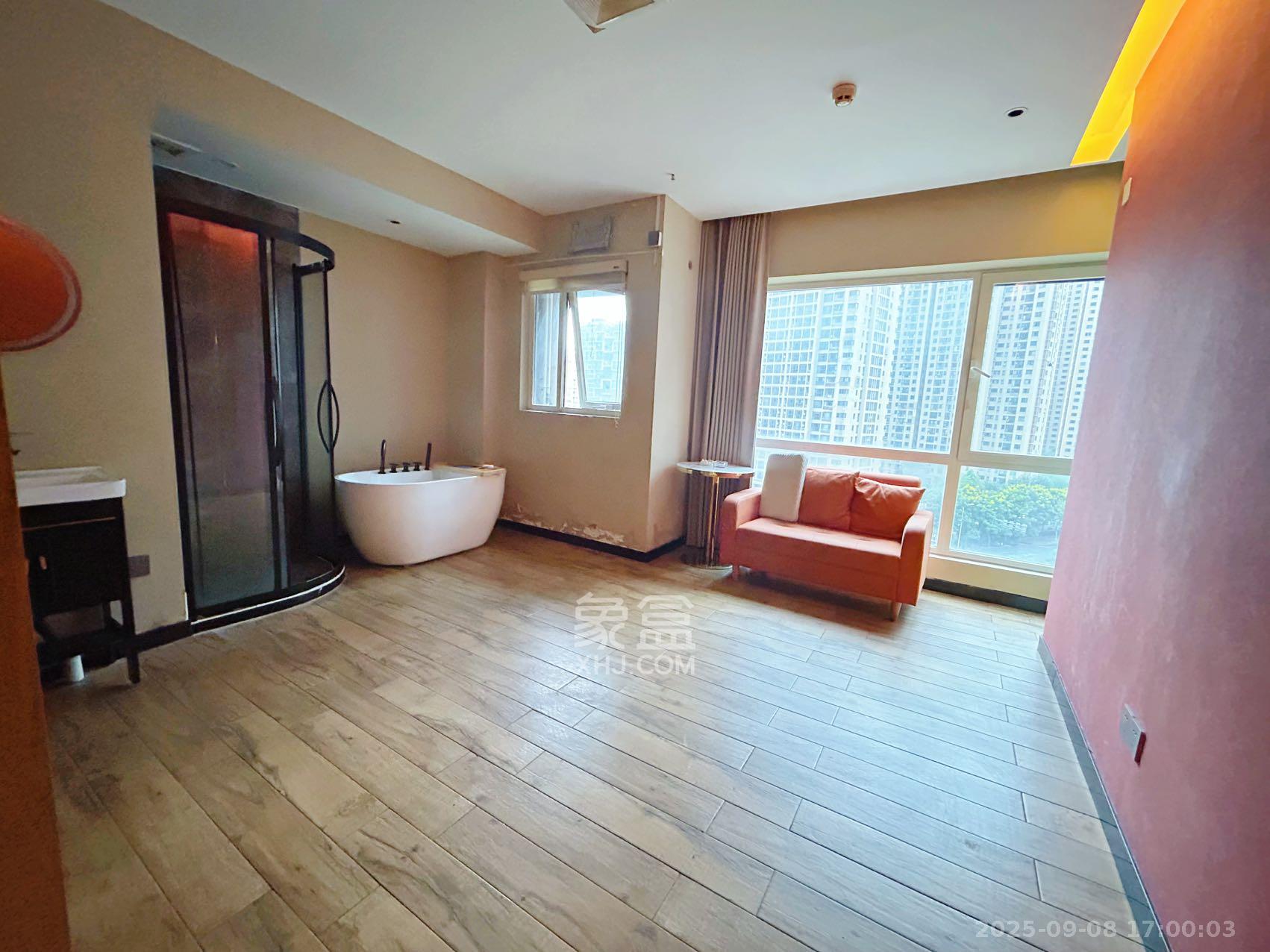 北辰三角洲B1E1区  5室1厅1卫    13000.0元/月 北辰三角洲B1E1区  5室1厅1卫    13000.0元/月室内图