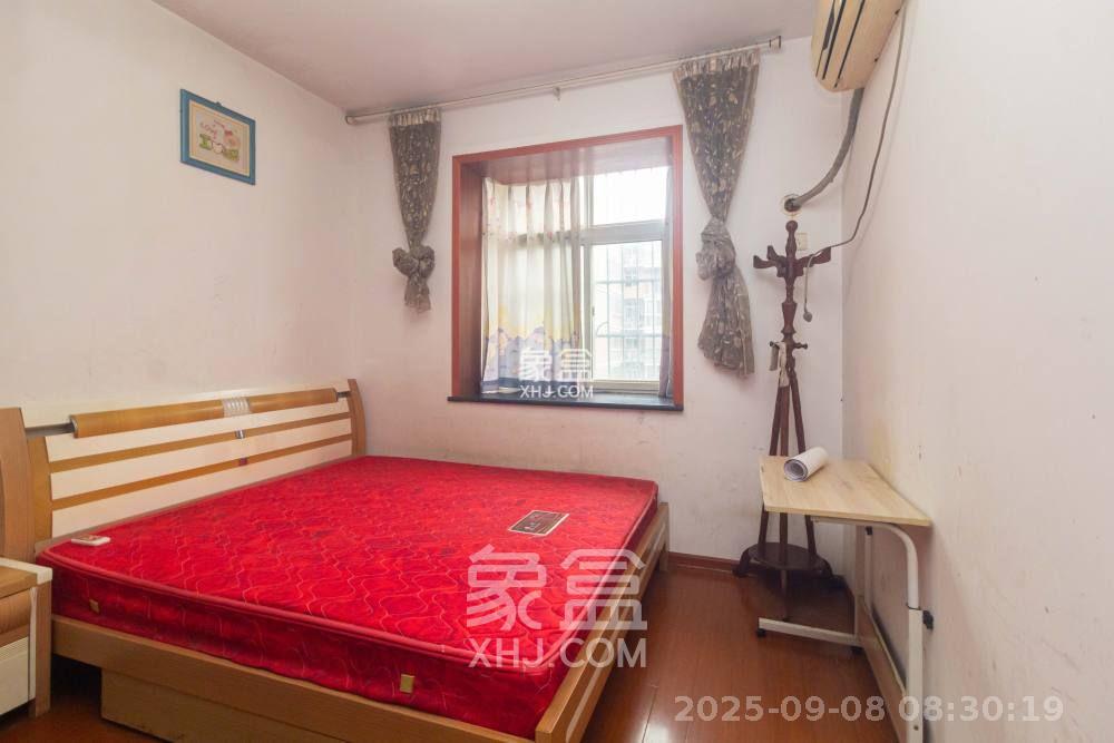 星城国际  3室2厅2卫    1600.0元/月 星城国际  3室2厅2卫    1600.0元/月室内图