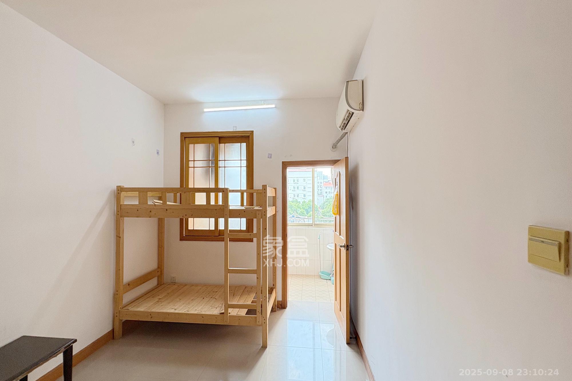 袁家岭省煤炭厅宿舍（芙蓉区省煤炭局小区）  3室1厅1卫    57.8万卧室