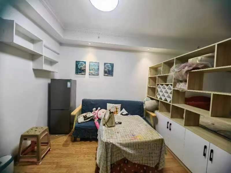 五江碧桂园城市广场 1室1厅1卫 1200.0元/月 五江碧桂园城市广场 1室1厅1卫 1200.0元/月室内图