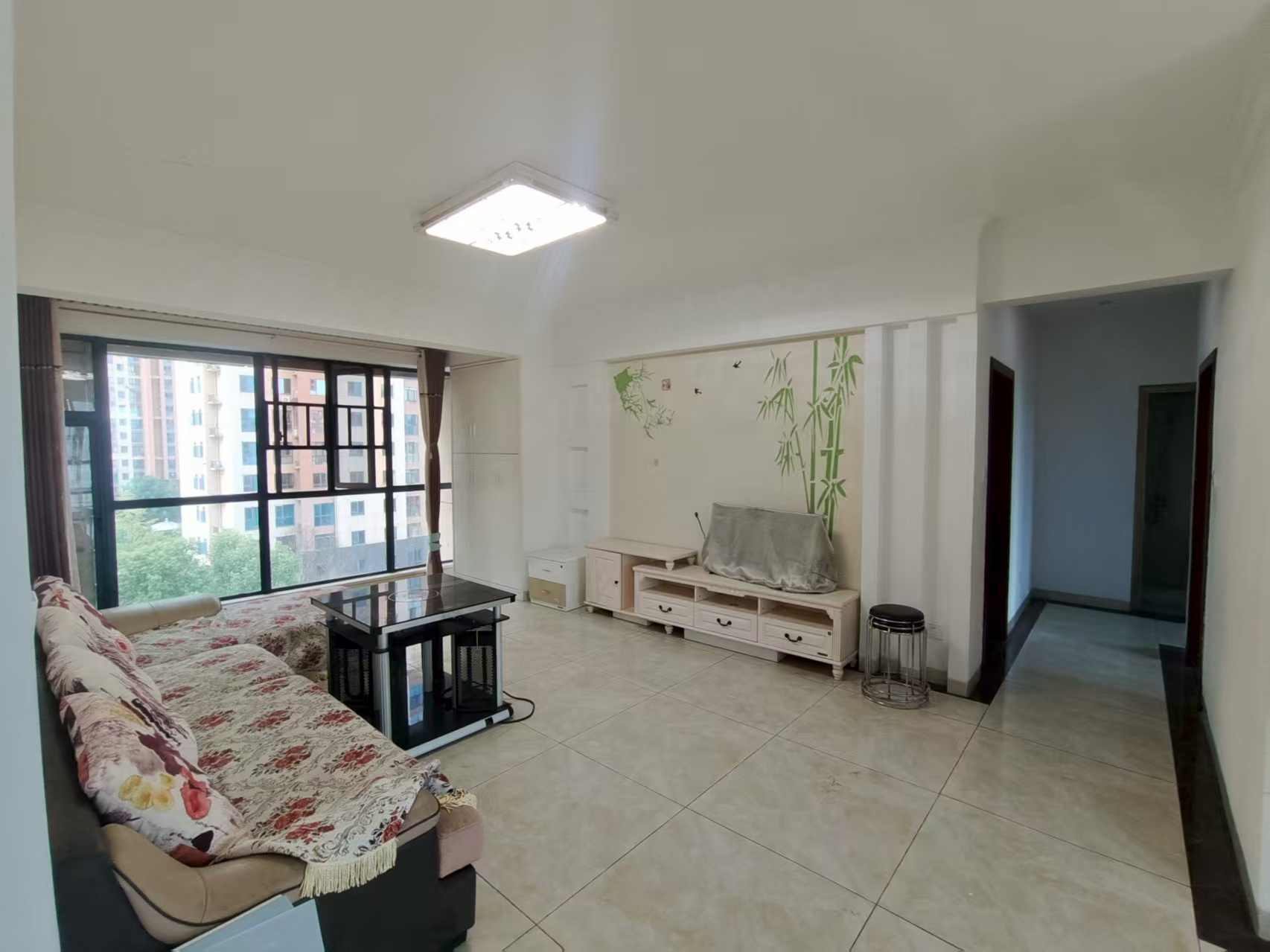 百弘学府城  3室2厅2卫    1400.0元/月 百弘学府城  3室2厅2卫    1400.0元/月