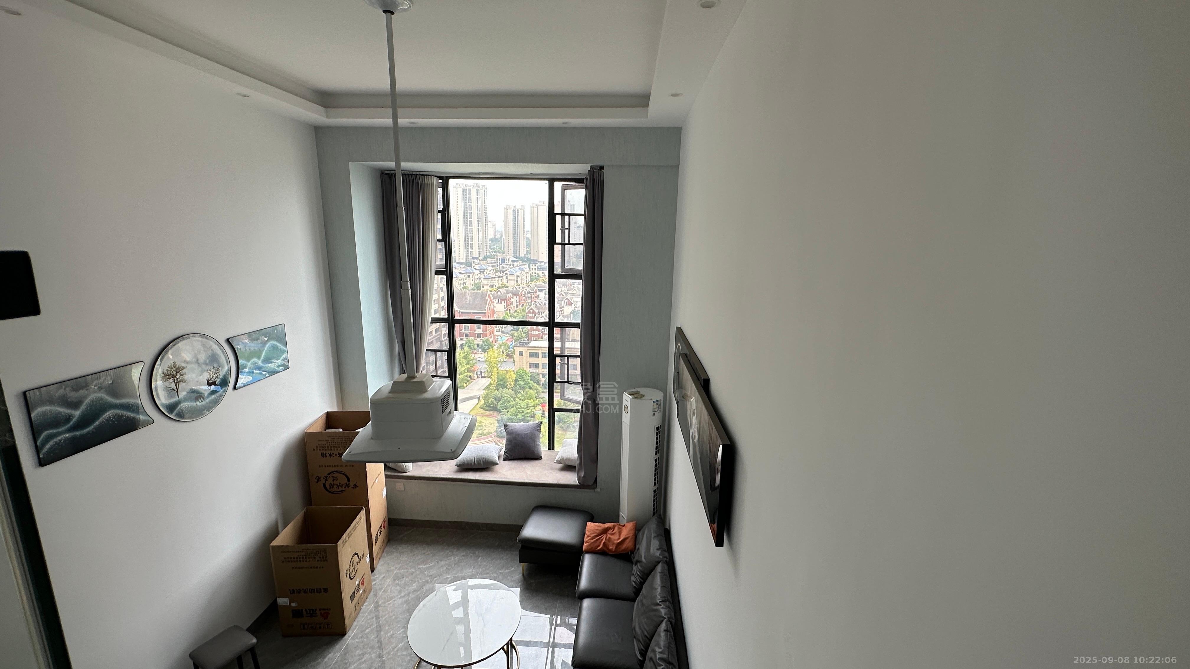 紫金华府 1室0厅0卫 1800.0元/月 紫金华府 1室0厅0卫 1800.0元/月室内图