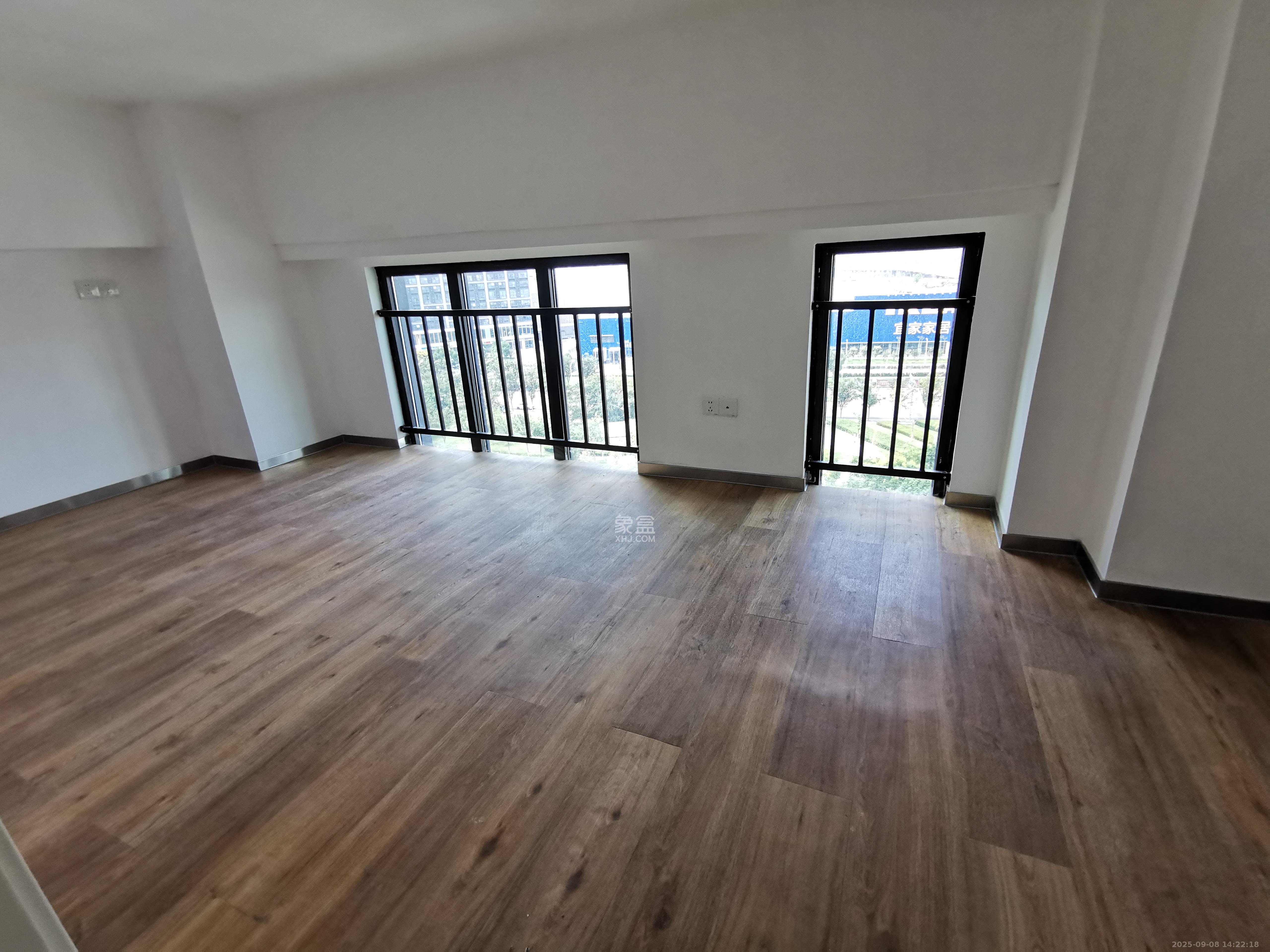 卓伯根1900  2室1厅2卫    2500.0元/月室内图