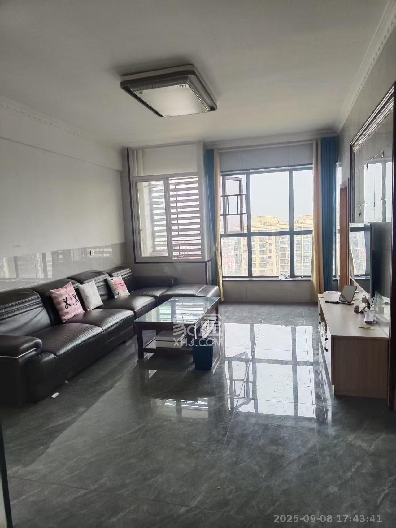 中南国际眼镜城(中伟商业中心) 2室2厅1卫 1800.0元/月 中南国际眼镜城(中伟商业中心) 2室2厅1卫 1800.0元/月室内图