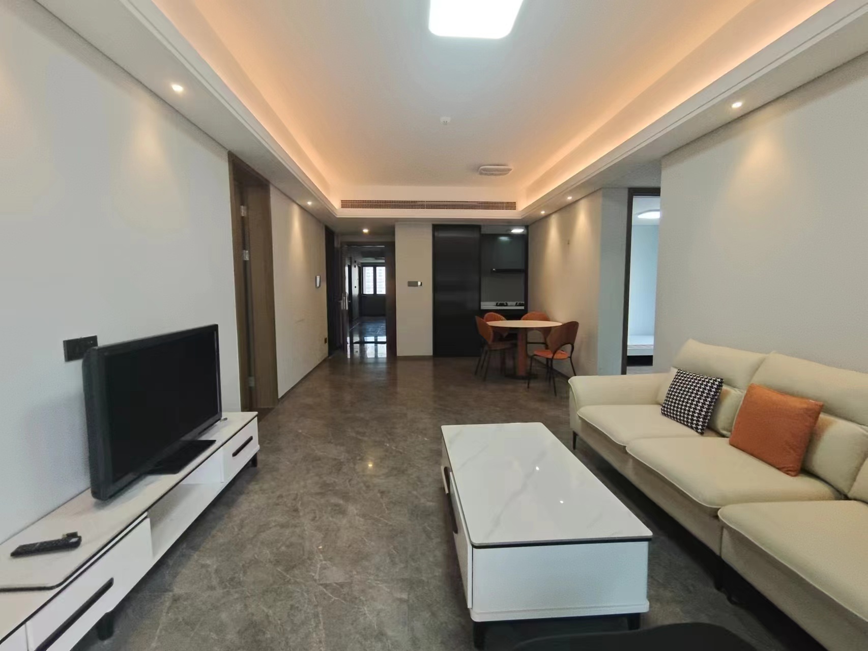 仁恒海棠公园(二期)  4室2厅2卫    6000.0元/月 仁恒海棠公园(二期)  4室2厅2卫    6000.0元/月室内图