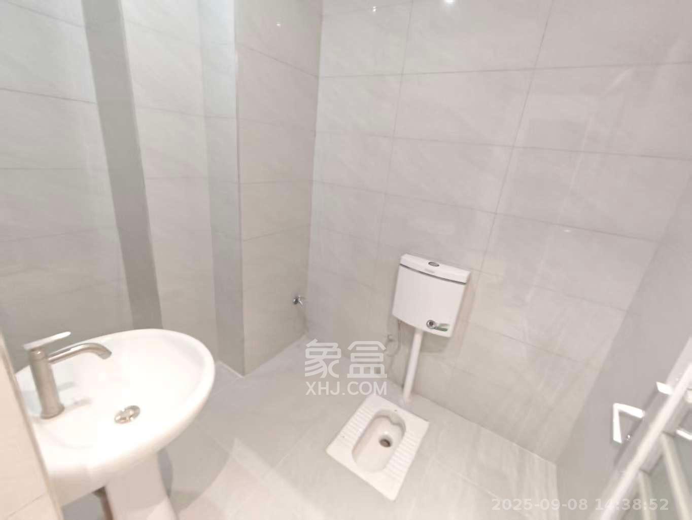 润和国际广场 1室0厅0卫 8500.0元/月 润和国际广场 1室0厅0卫 8500.0元/月室内图