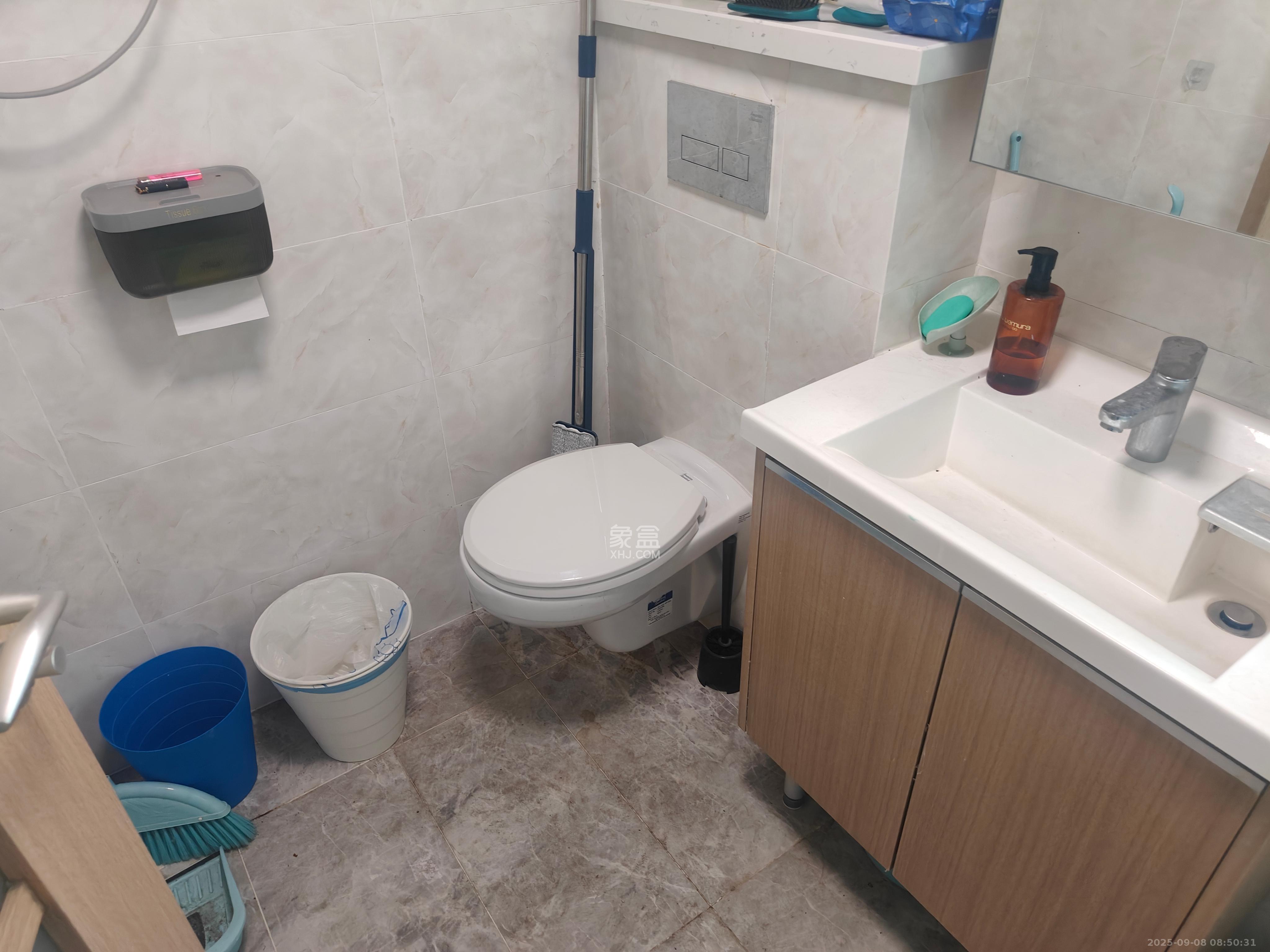 卓越浅水湾  1室1厅1卫   2100.00元/月室内图