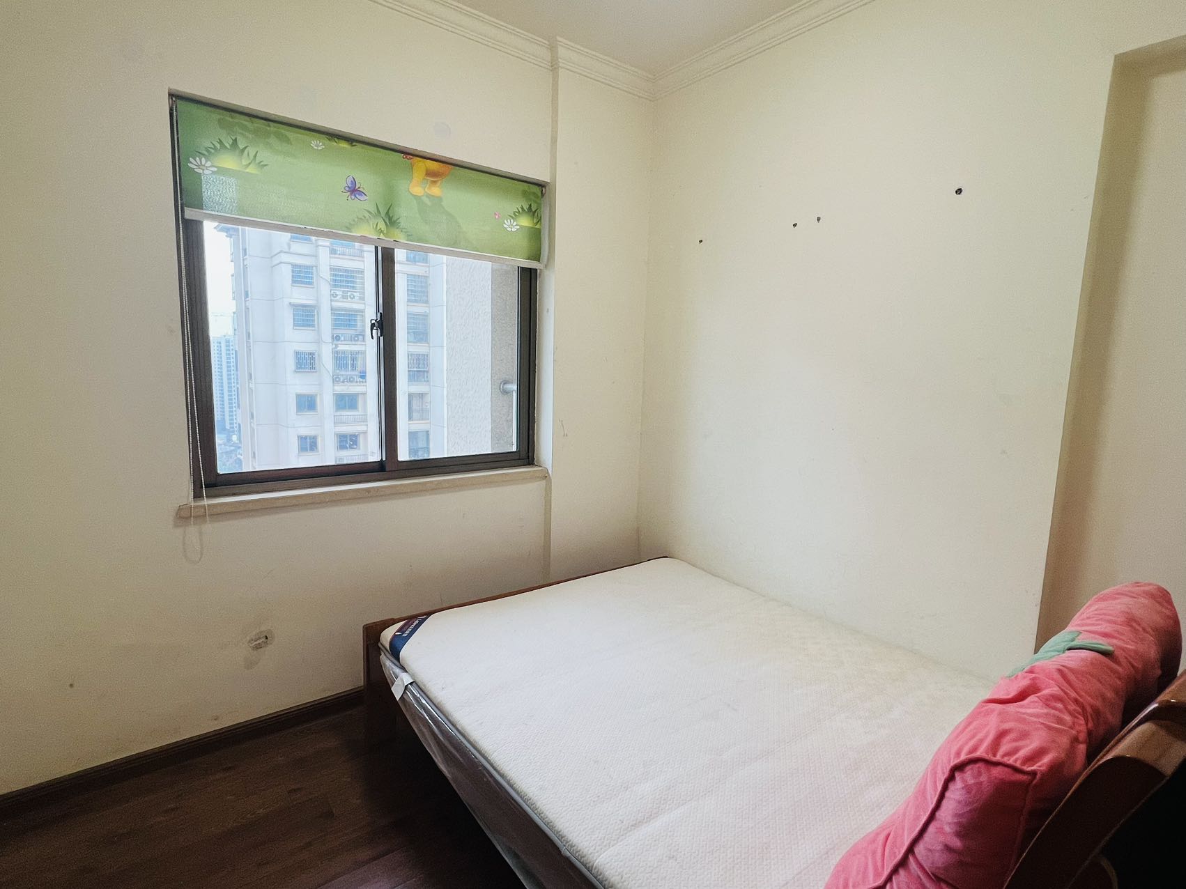 碧桂园  3室2厅1卫    1500.0元/月室内图