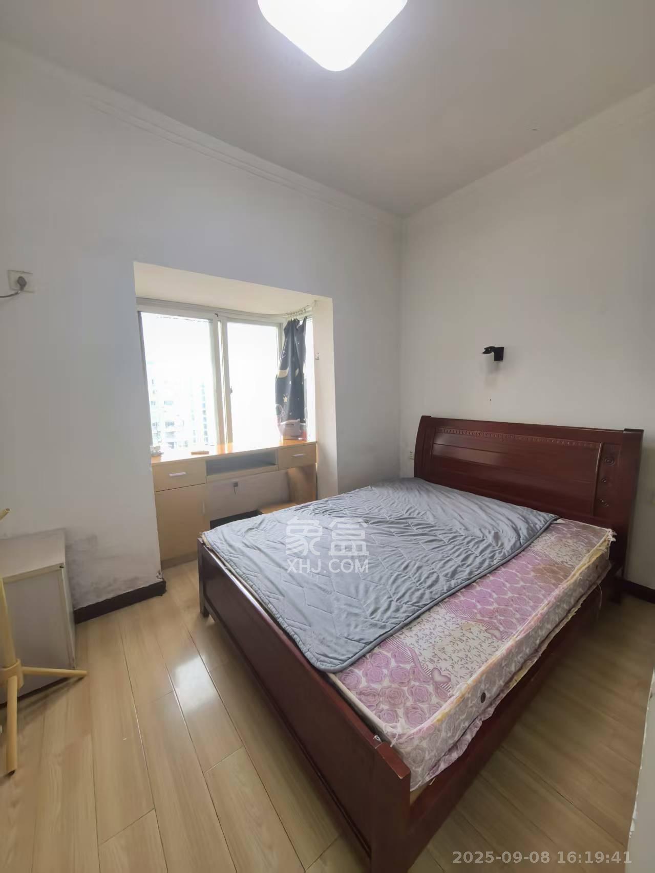 红区抽屉 3室2厅1卫 3000.0元/月 红区抽屉 3室2厅1卫 3000.0元/月室内图