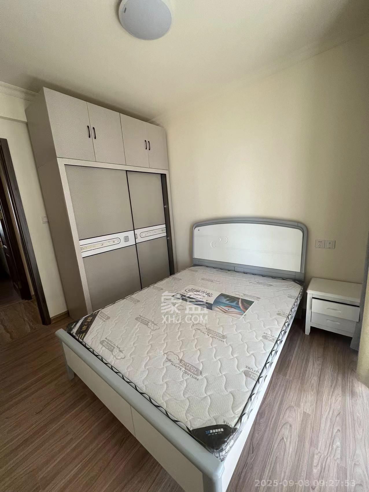 碧桂园大学印象一期 3室2厅2卫 1800.0元/月 碧桂园大学印象一期 3室2厅2卫 1800.0元/月室内图