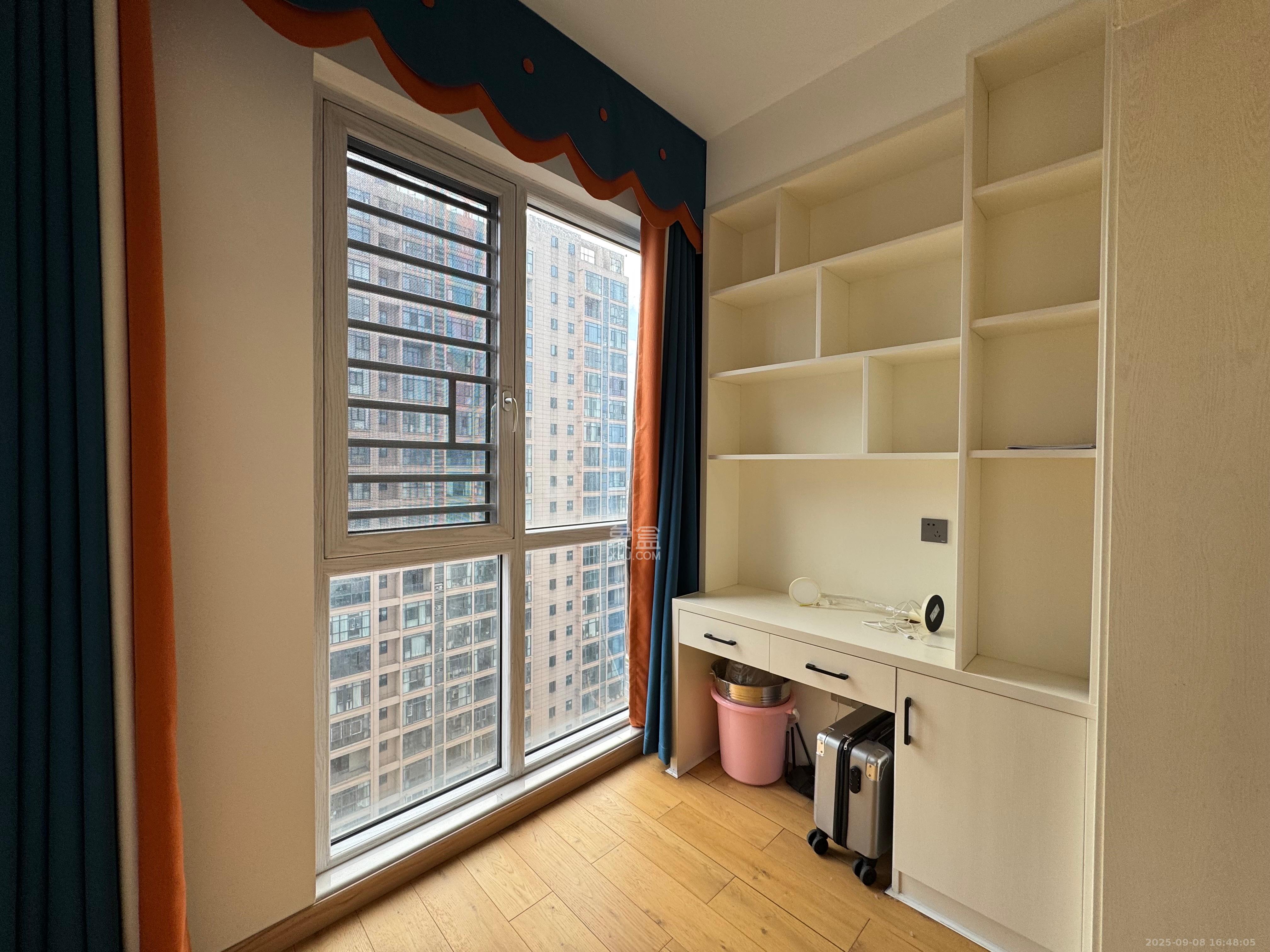 环亚高铁芯城  3室2厅2卫    3300.0元/月室内图