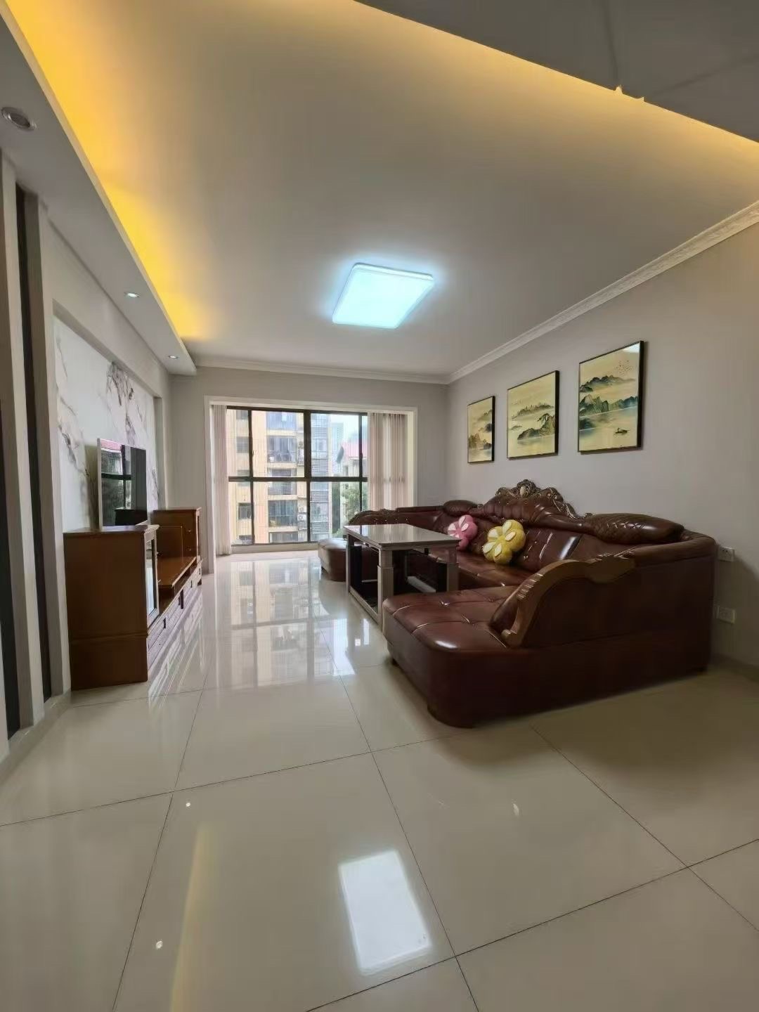 万豪城市花园 3室2厅2卫 68.8万 万豪城市花园 3室2厅2卫 68.8万客厅