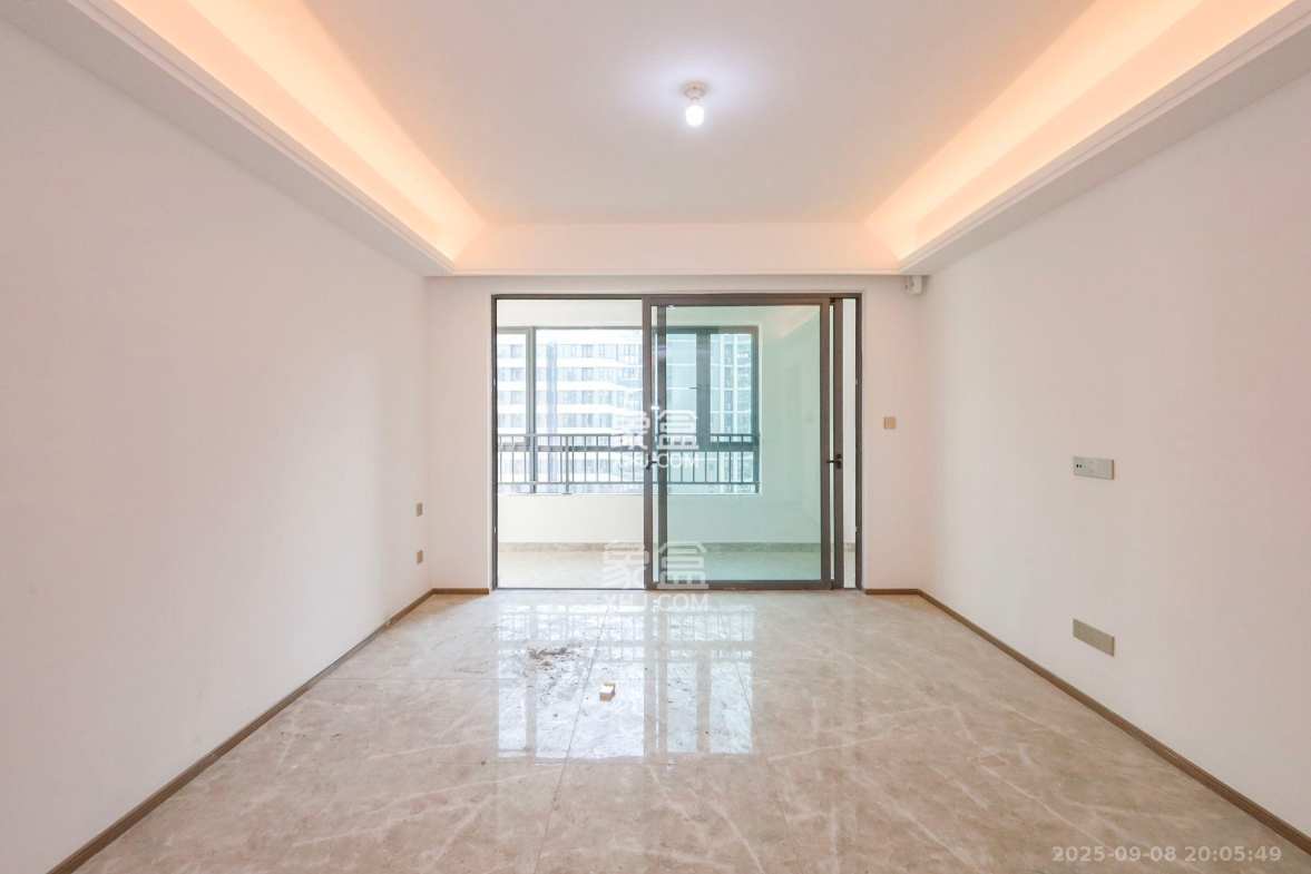 复地滨江金融中心  4室2厅2卫    4500.0元/月 复地滨江金融中心  4室2厅2卫    4500.0元/月室内图