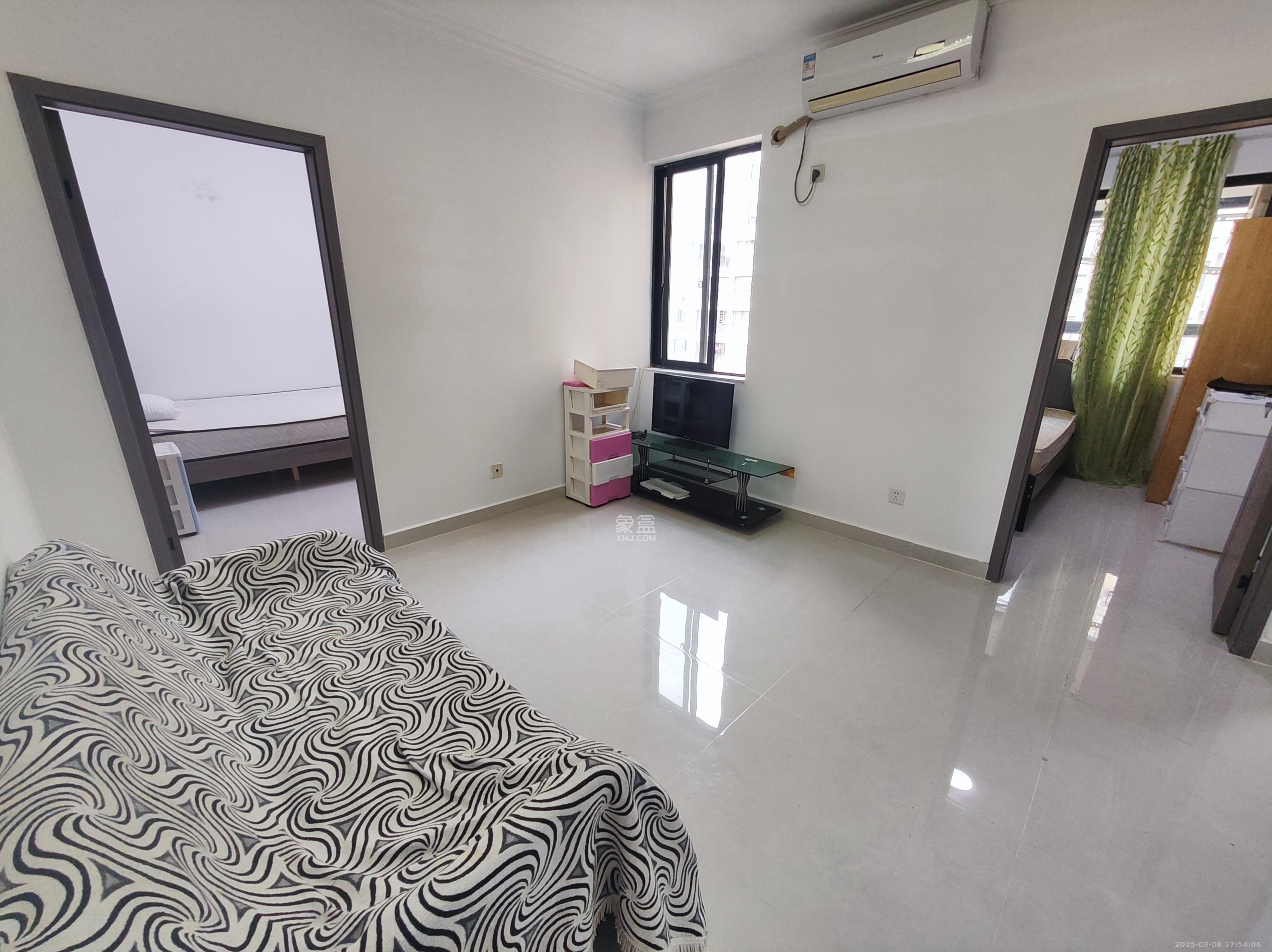 锦湘国际星城三期(锦绣苑) 2室1厅1卫 1800.0元/月 锦湘国际星城三期(锦绣苑) 2室1厅1卫 1800.0元/月室内图