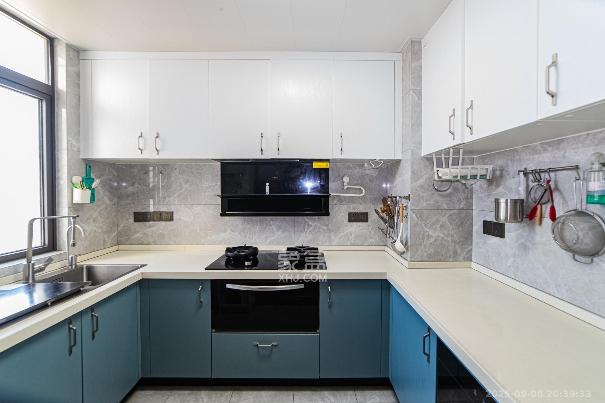 润和国际广场 4室2厅2卫 148.0万 润和国际广场 4室2厅2卫 148.0万厨房