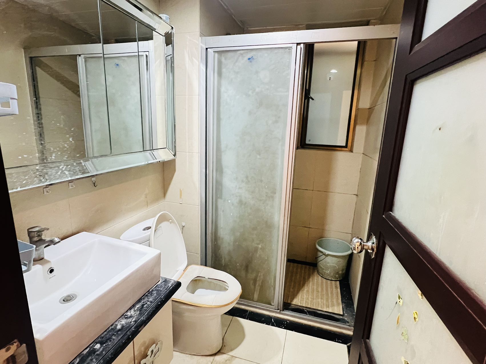 碧桂园  3室2厅1卫    1500.0元/月室内图