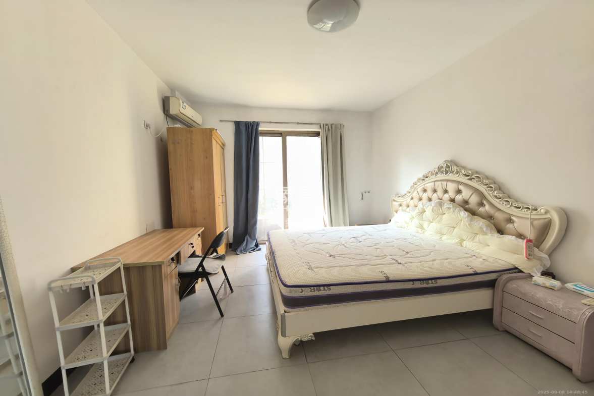 长沙玫瑰园 3室2厅2卫 1700.0元/月 长沙玫瑰园 3室2厅2卫 1700.0元/月室内图