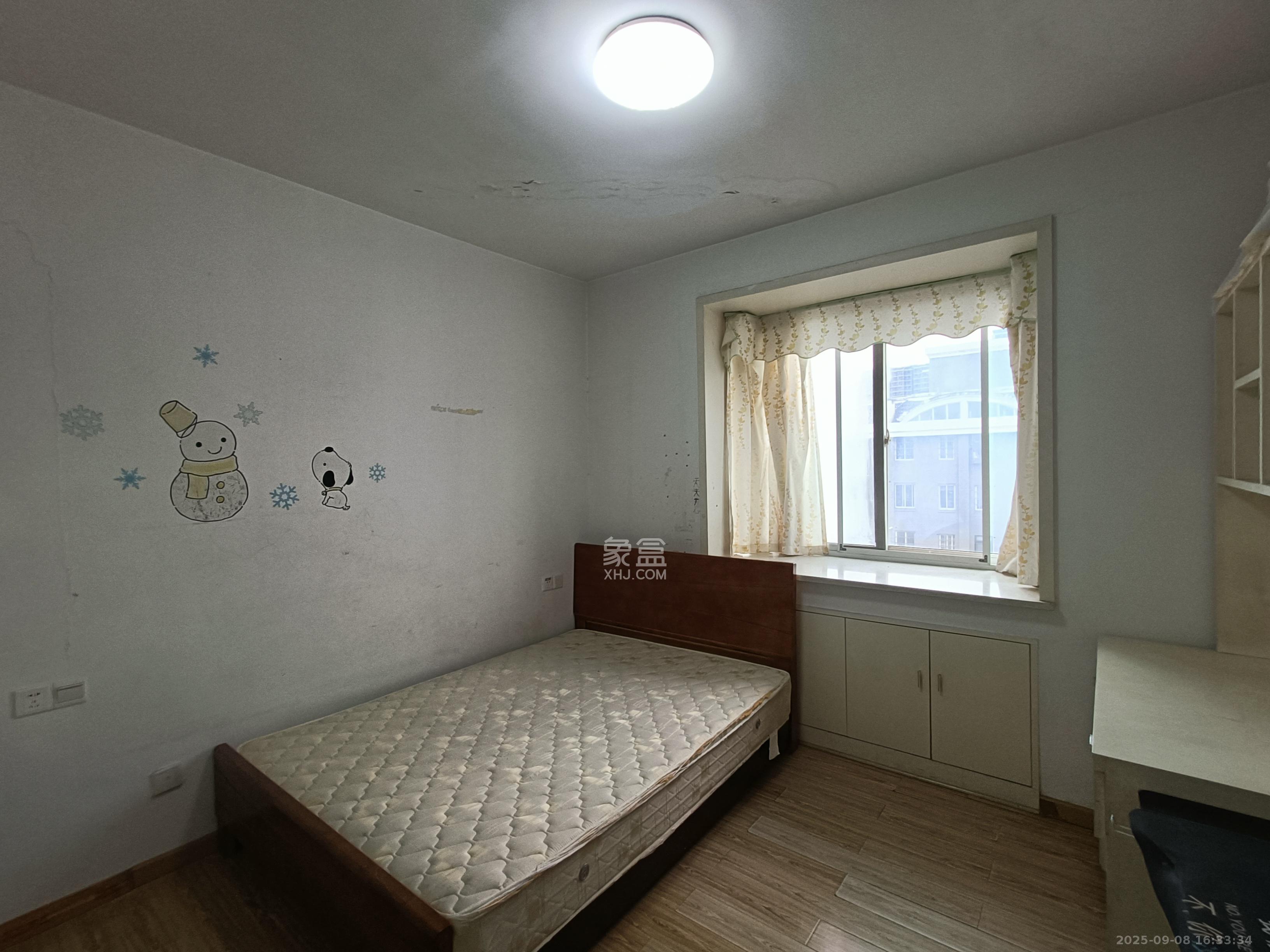 泰禹家园(彩云之翼家园一期、二期、三期) 2室2厅1卫 1800.0元/月 泰禹家园(彩云之翼家园一期、二期、三期) 2室2厅1卫 1800.0元/月室内图