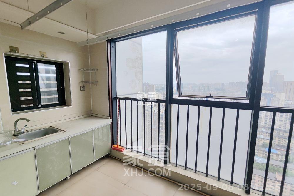 东塘瑞府 1室1厅1卫 1700.0元/月 东塘瑞府 1室1厅1卫 1700.0元/月室内图