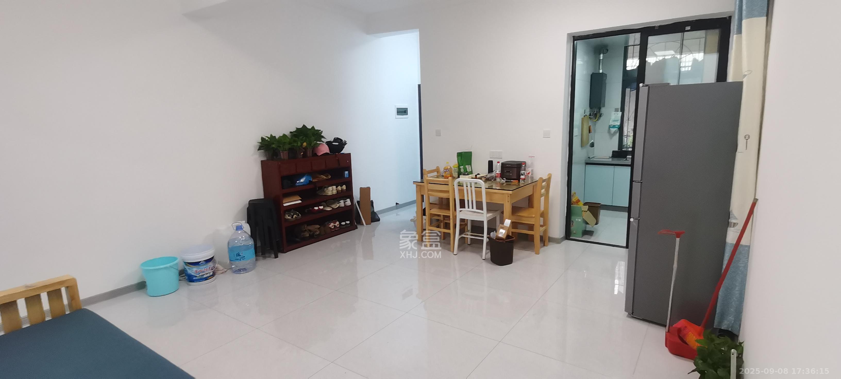 河西布市(望城坡布市)  1室0厅0卫    2000.0元/月 河西布市(望城坡布市)  1室0厅0卫    2000.0元/月室内图