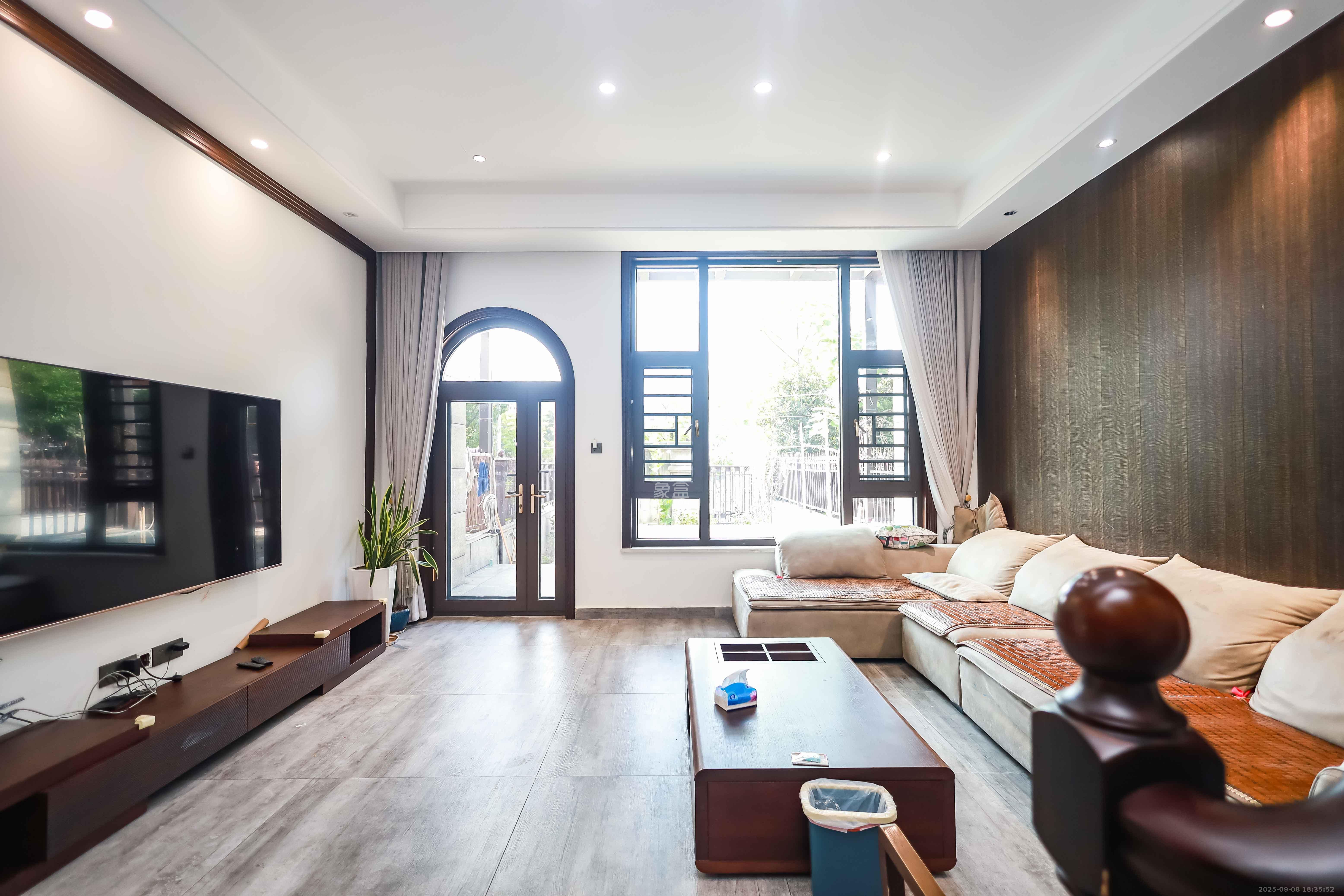 奥克斯缔壹城  4室2厅3卫    478.0万 奥克斯缔壹城  4室2厅3卫    478.0万