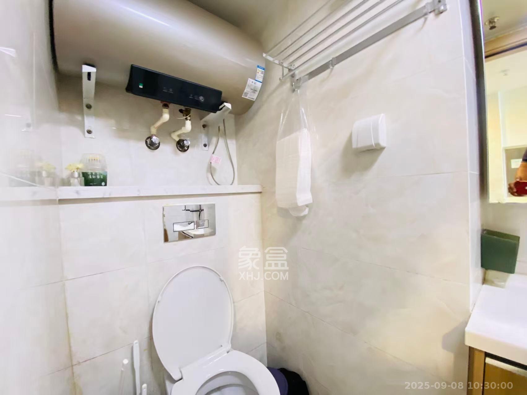 卓越浅水湾  1室1厅1卫    1700.0元/月 卓越浅水湾  1室1厅1卫    1700.0元/月室内图