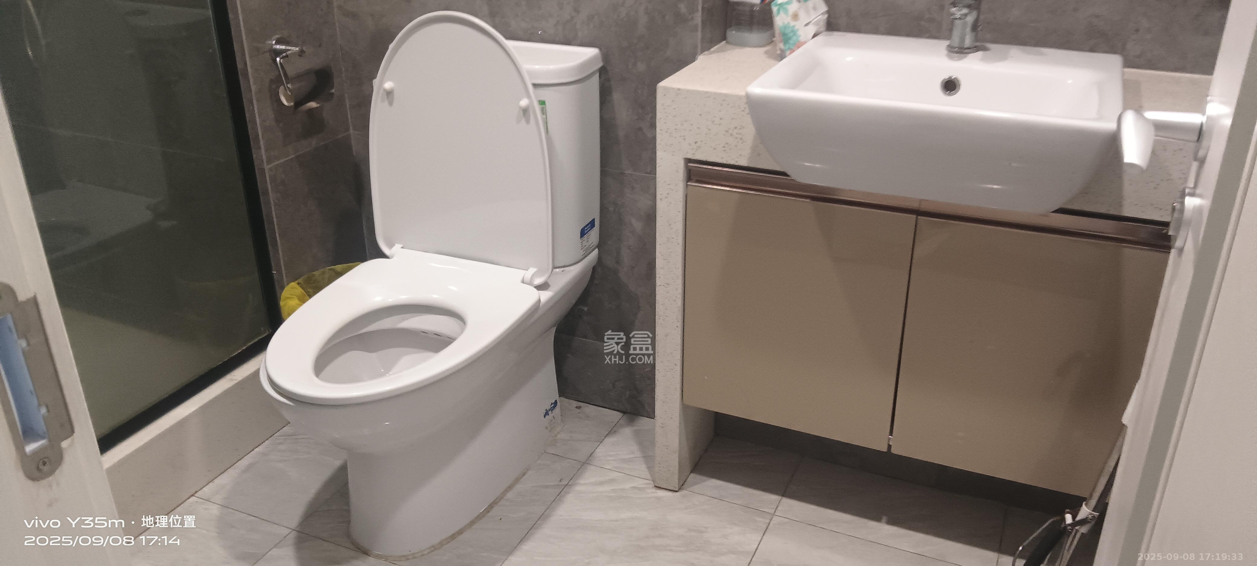 华远华时代  3室1厅1卫   4000.00元/月室内图