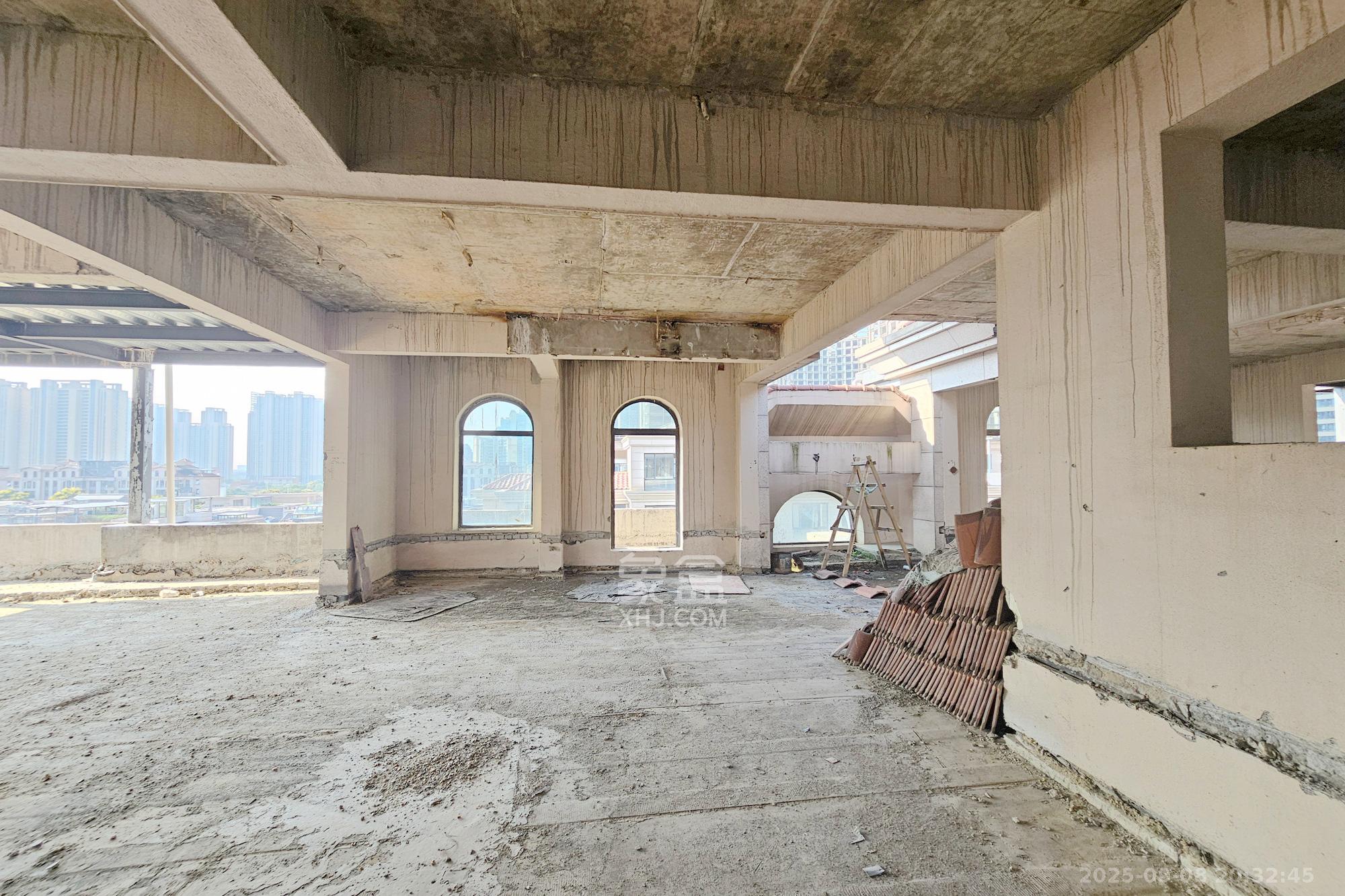 明昇壹城(明昇时代广场)一期 6室2厅4卫 408.00万 明昇壹城(明昇时代广场)一期 6室2厅4卫 408.00万其他