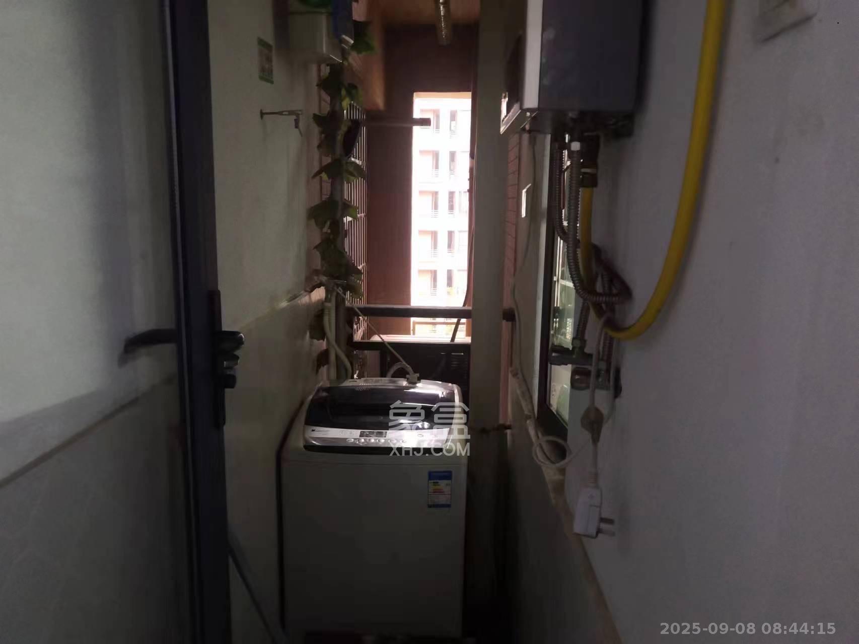 中建芙蓉工社  2室1厅1卫    1550.0元/月室内图