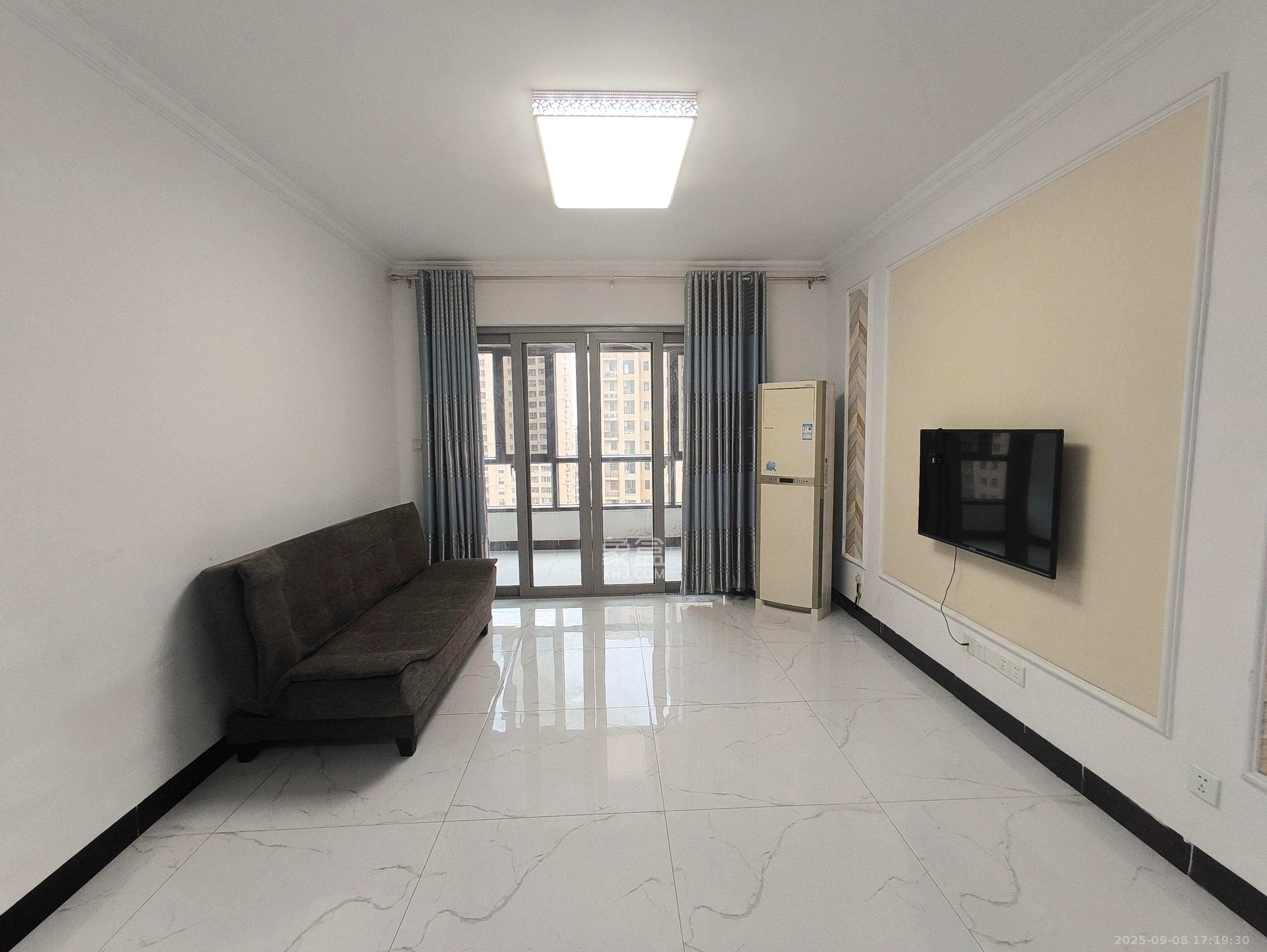 钱隆世家 3室2厅1卫 2000.0元/月 钱隆世家 3室2厅1卫 2000.0元/月室内图