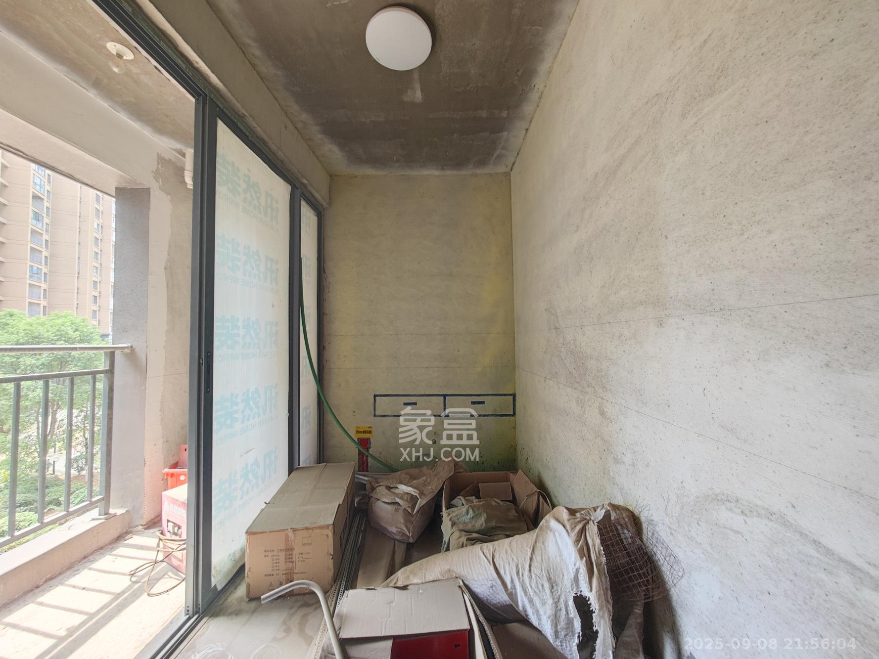 西湖鸿运佳苑  4室2厅2卫    87.0万 西湖鸿运佳苑  4室2厅2卫    87.0万其他