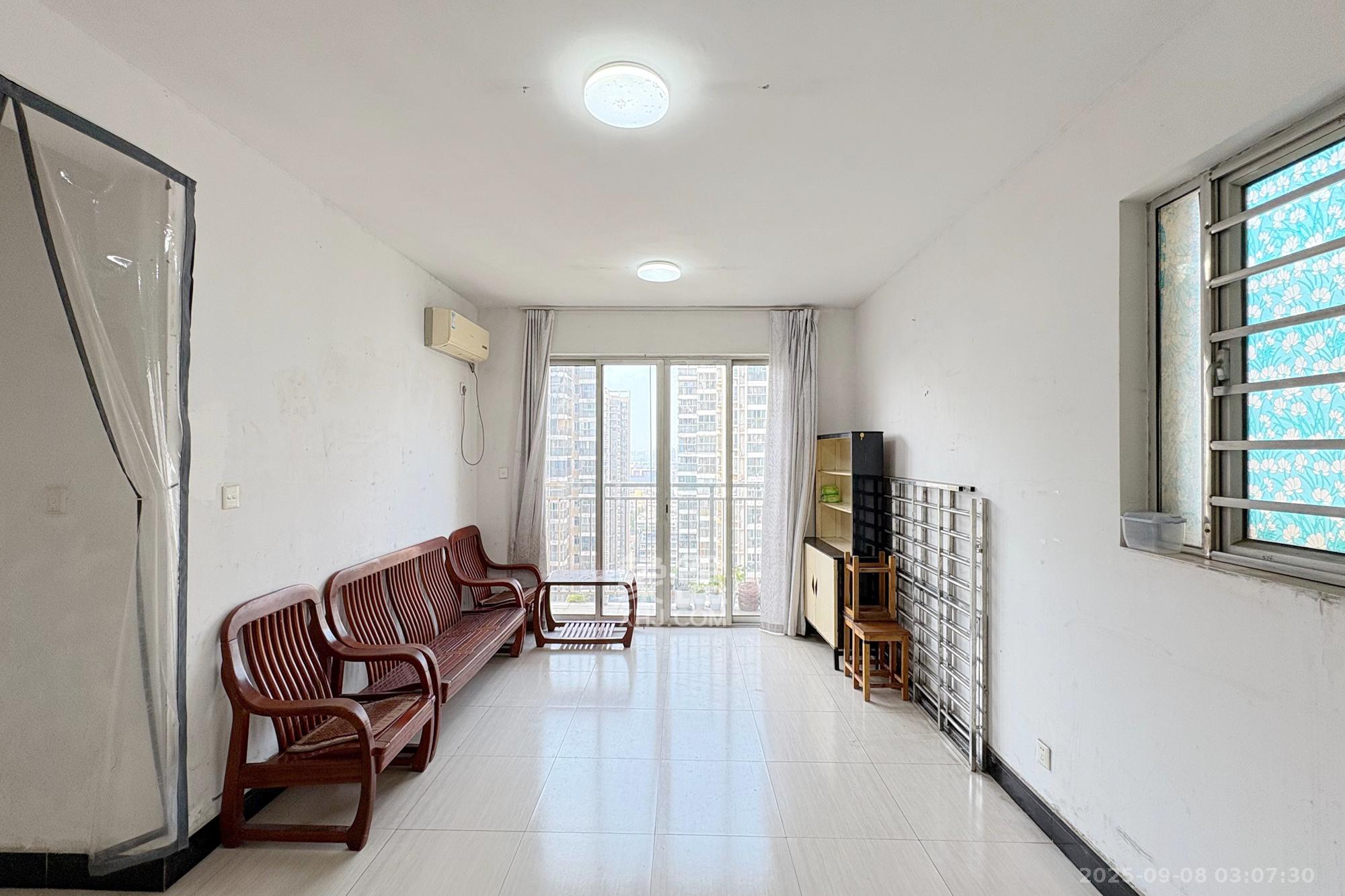 凯通国际城(凯通朝庭)  2室1厅1卫    72.8万 凯通国际城(凯通朝庭)  2室1厅1卫    72.8万