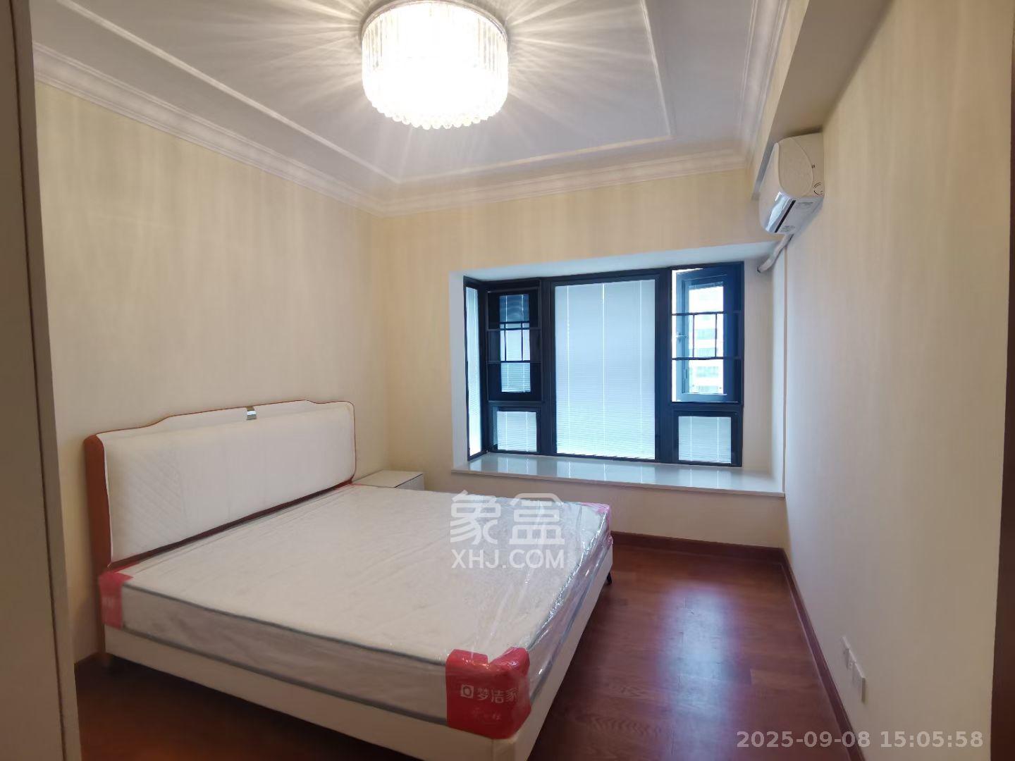 恒大翡翠华庭 2室2厅1卫 1680.00元/月 恒大翡翠华庭 2室2厅1卫 1680.00元/月室内图