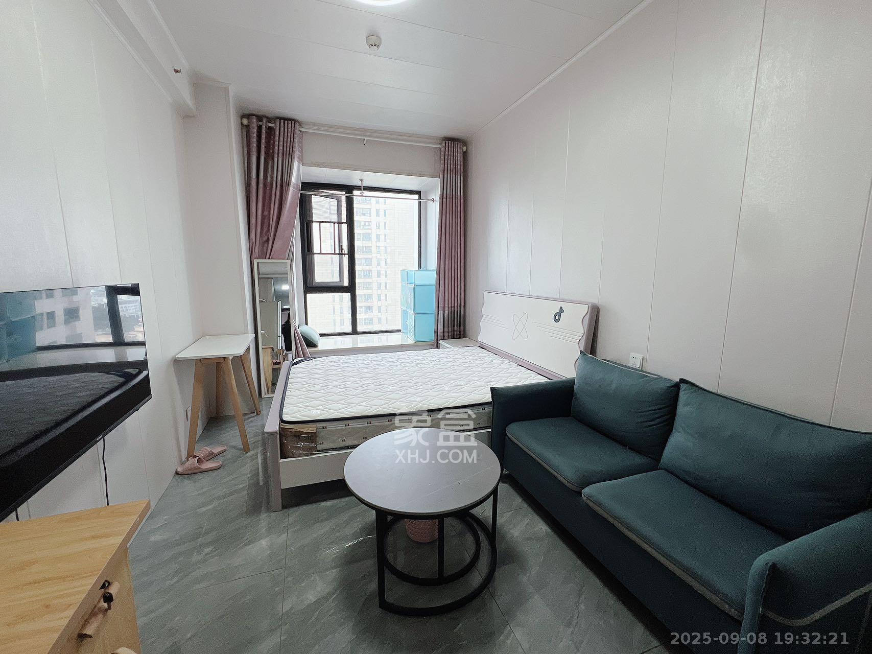 保利麓谷林语I区 1室1厅1卫 1400.0元/月 保利麓谷林语I区 1室1厅1卫 1400.0元/月室内图