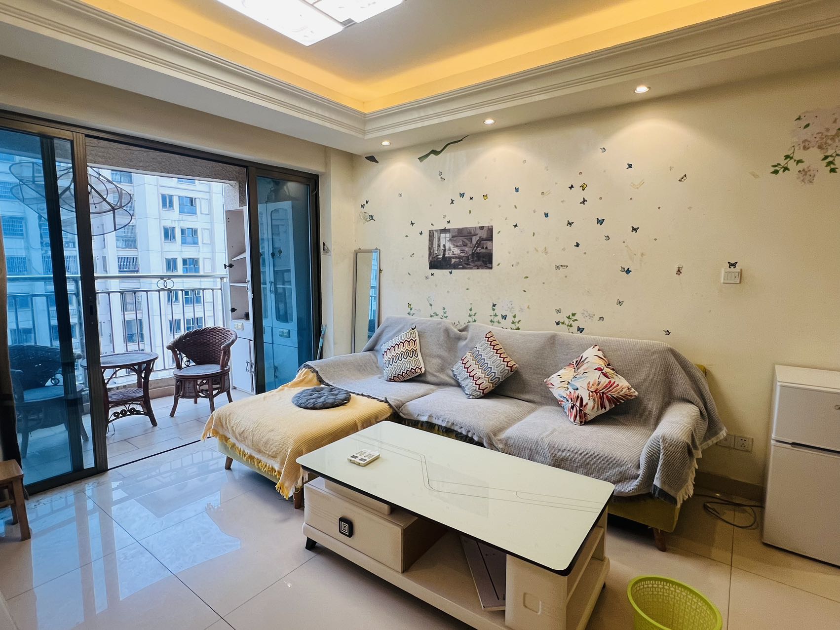 碧桂园  3室2厅1卫    1500.0元/月室内图