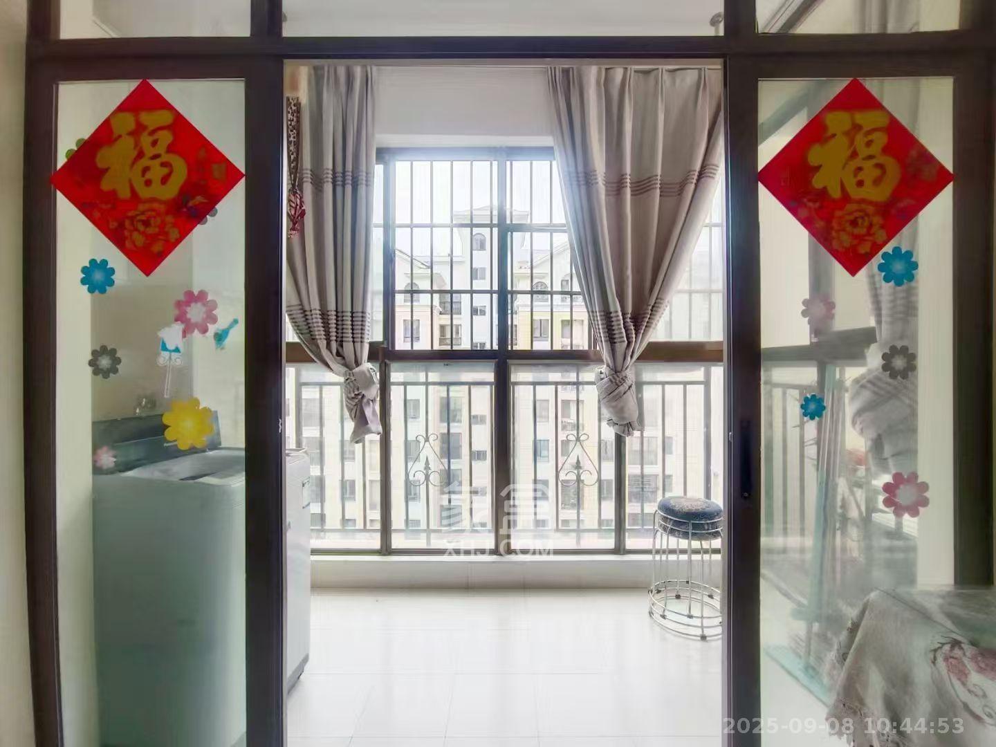 米兰春天 3室2厅1卫 1800.0元/月 米兰春天 3室2厅1卫 1800.0元/月室内图