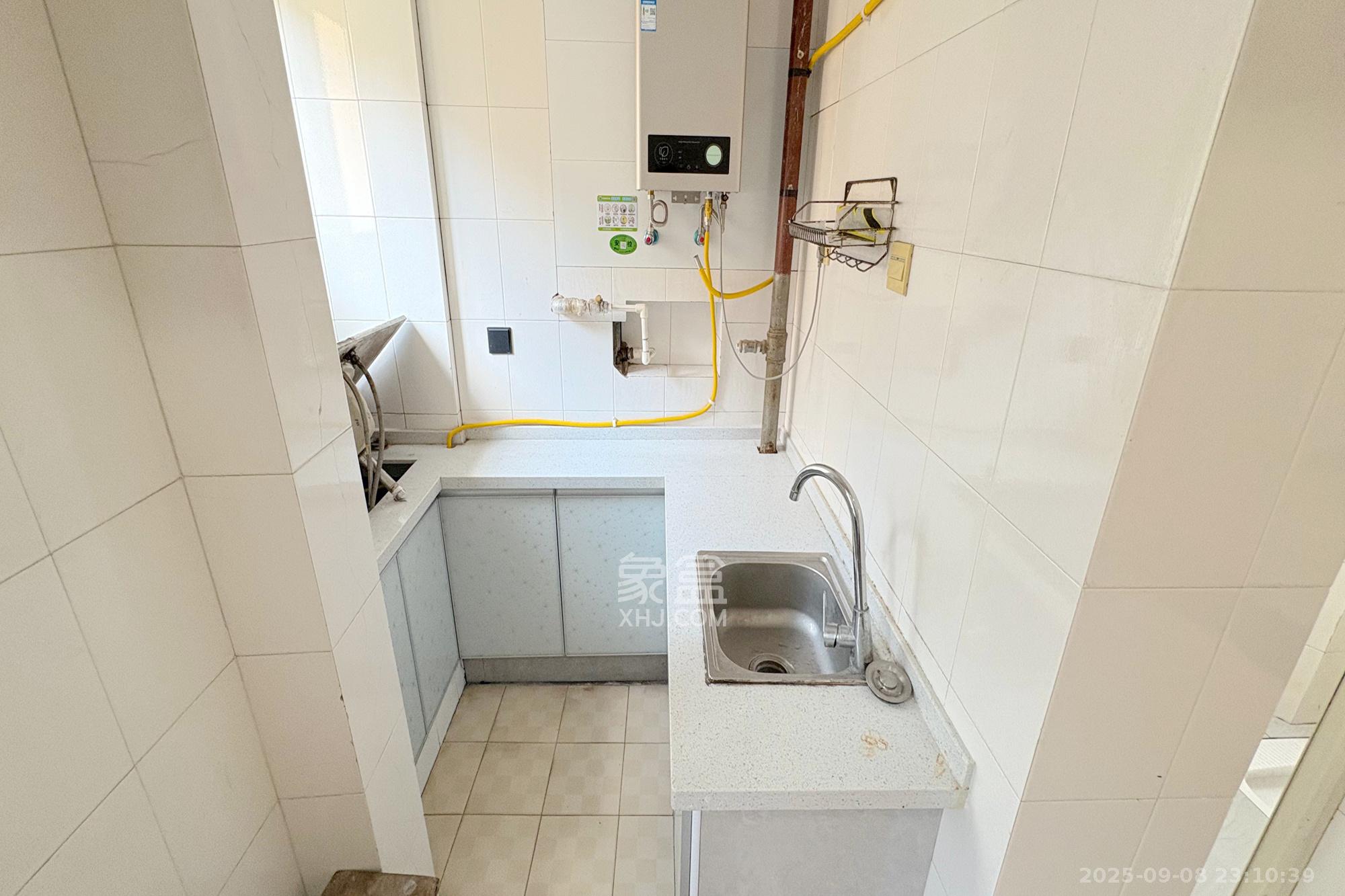 袁家岭省煤炭厅宿舍（芙蓉区省煤炭局小区）  3室1厅1卫    57.8万厨房