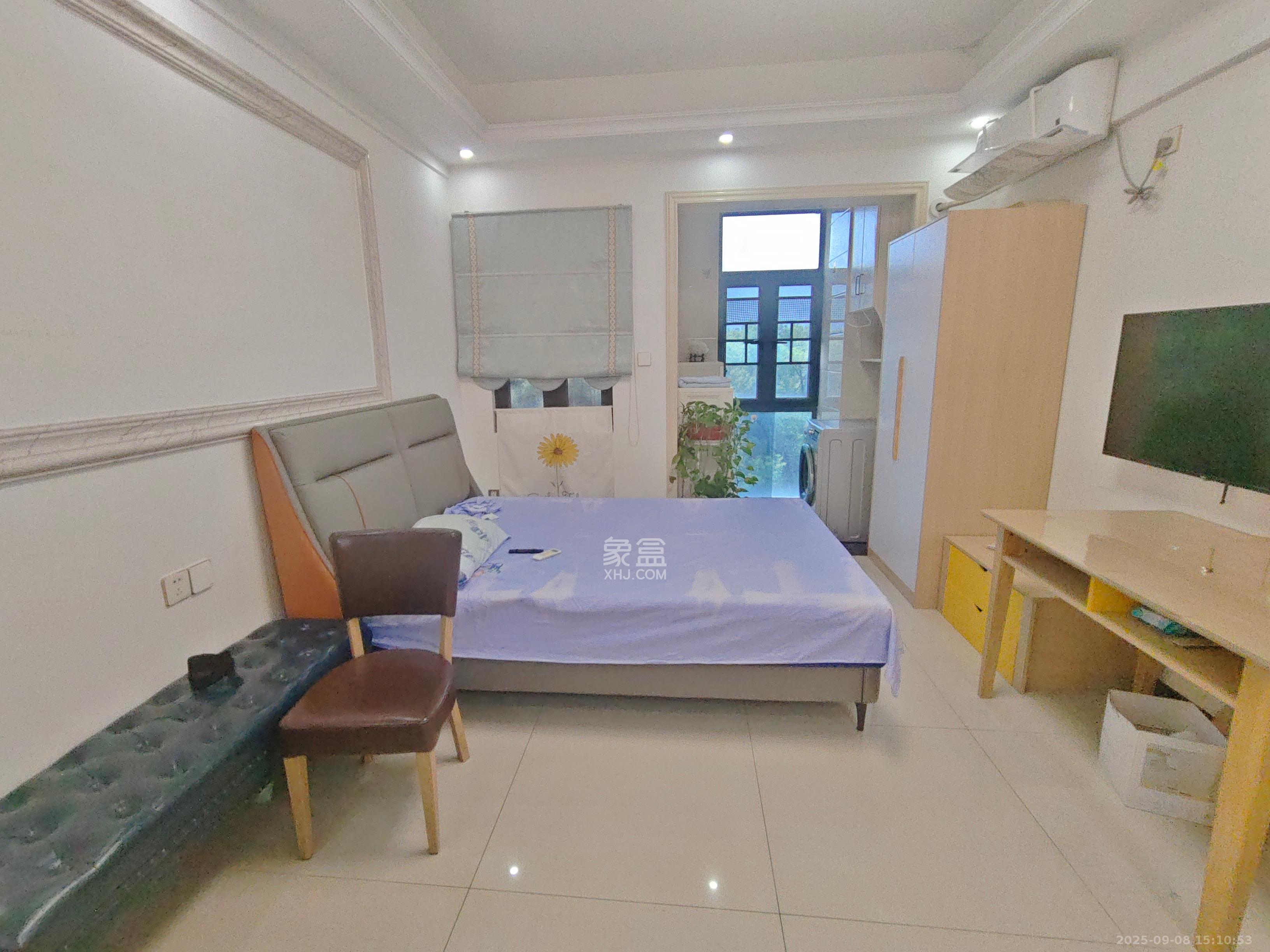 蓝光雍锦阁 1室1厅1卫 1650.0元/月 蓝光雍锦阁 1室1厅1卫 1650.0元/月室内图