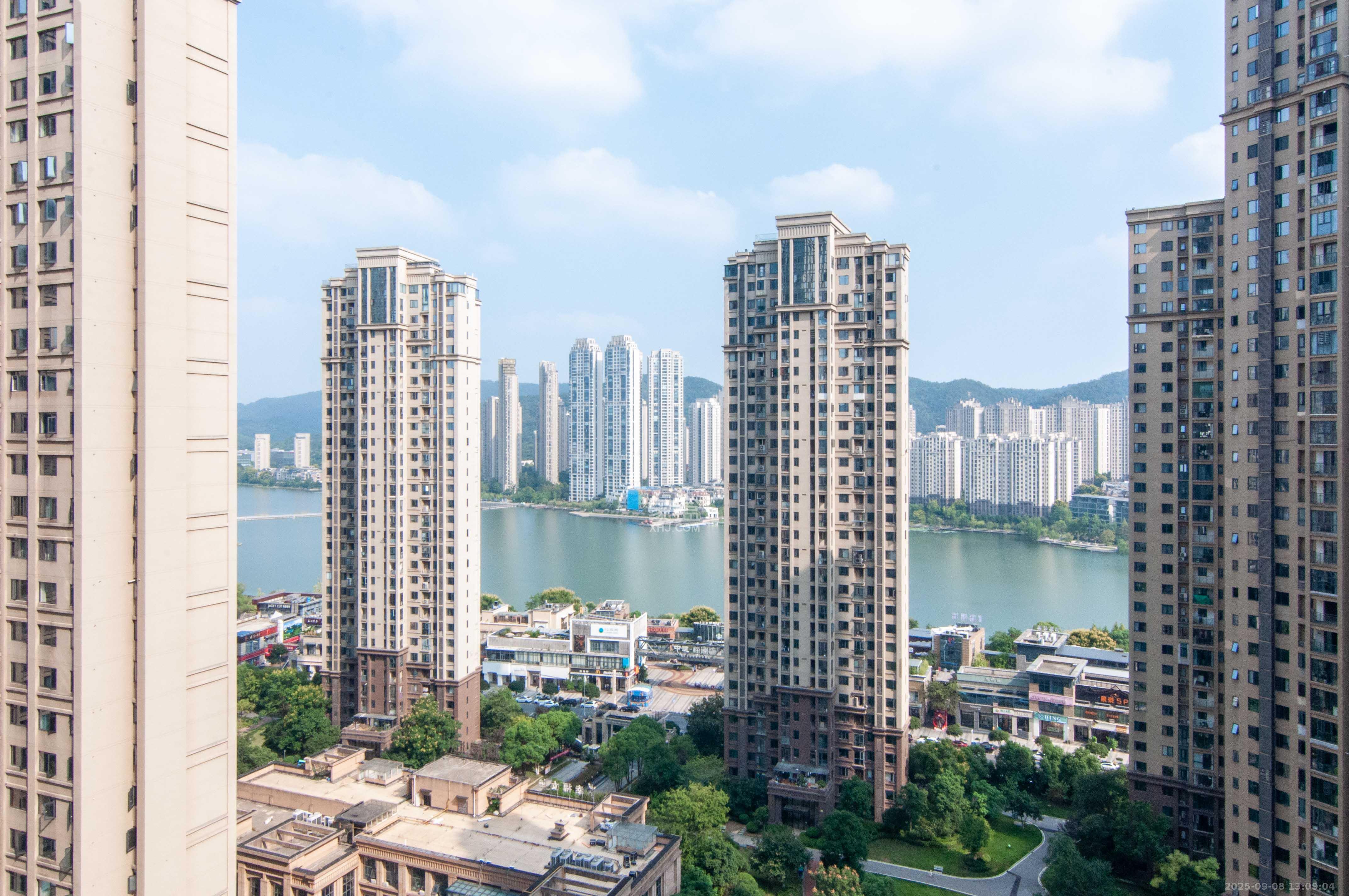 中建梅溪湖中心  3室2厅2卫    120.0万 中建梅溪湖中心  3室2厅2卫    120.0万其他