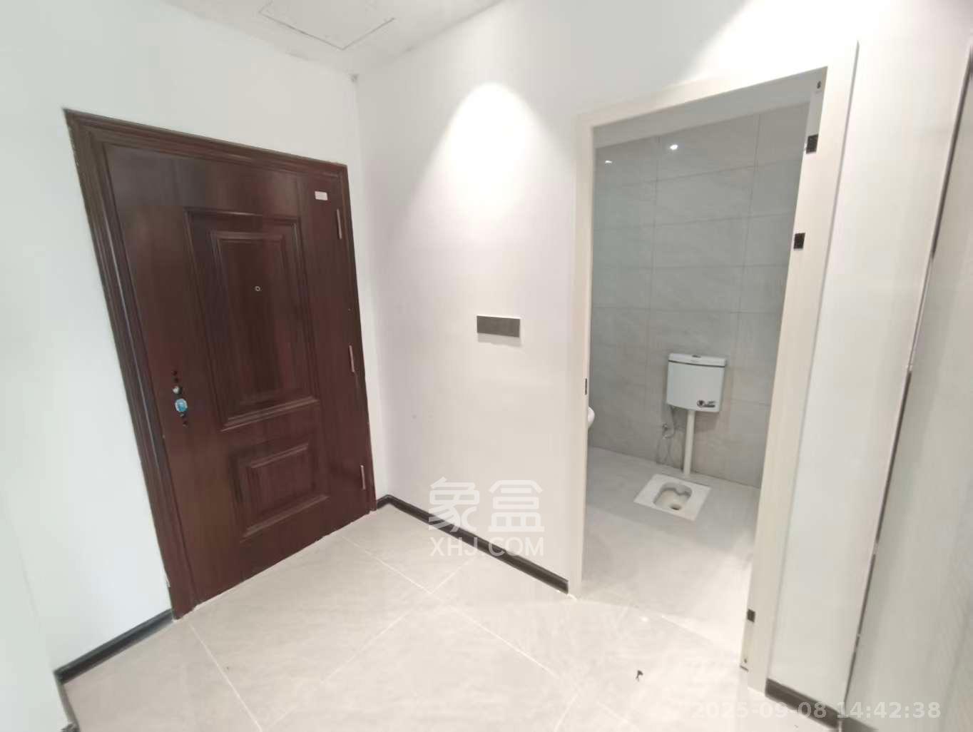 润和国际广场  4室0厅0卫    8500.0元/月室内图