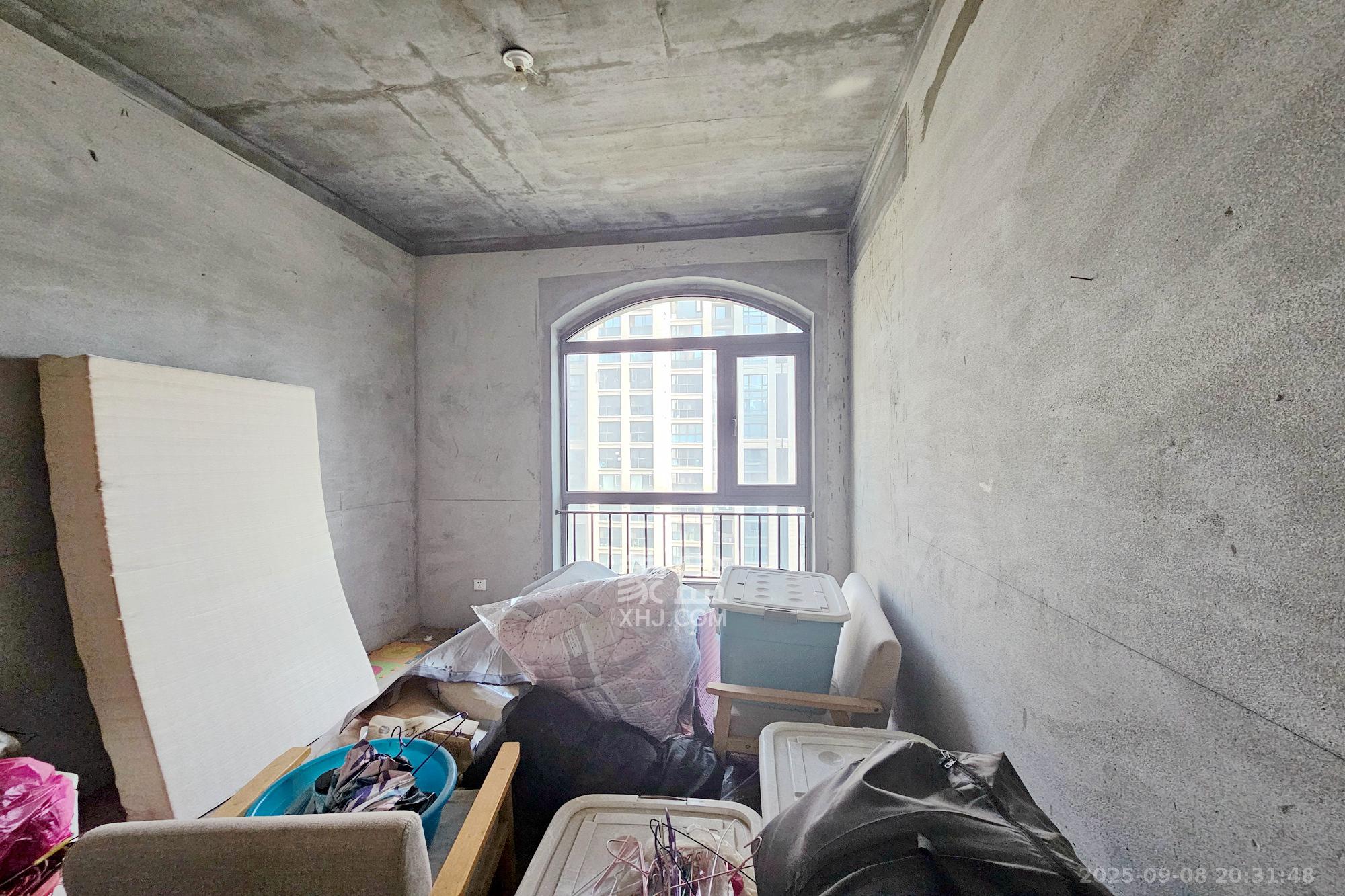 明昇壹城（明昇时代广场）一期  6室2厅4卫    388.0万其他