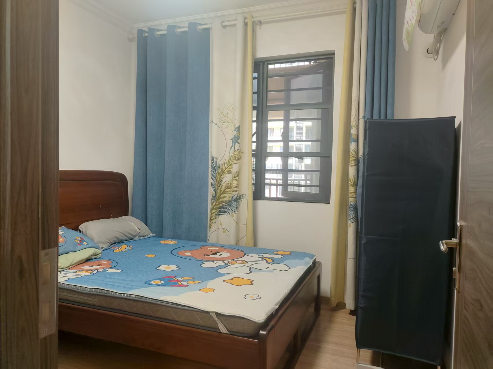 碧桂园梓山府 3室2厅2卫 2200.0元/月 碧桂园梓山府 3室2厅2卫 2200.0元/月室内图