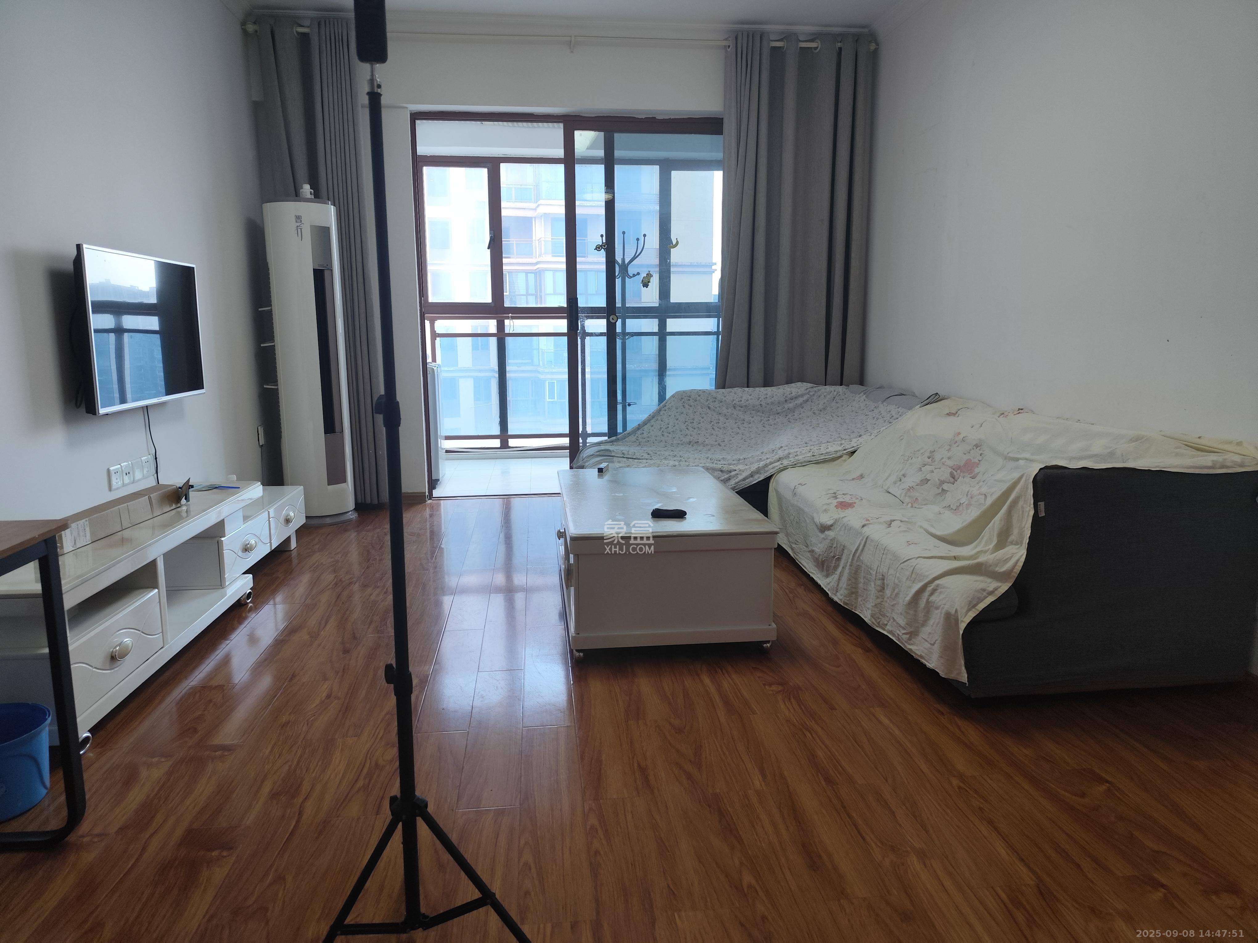 万里时代 2室2厅1卫 2500.0元/月 万里时代 2室2厅1卫 2500.0元/月室内图