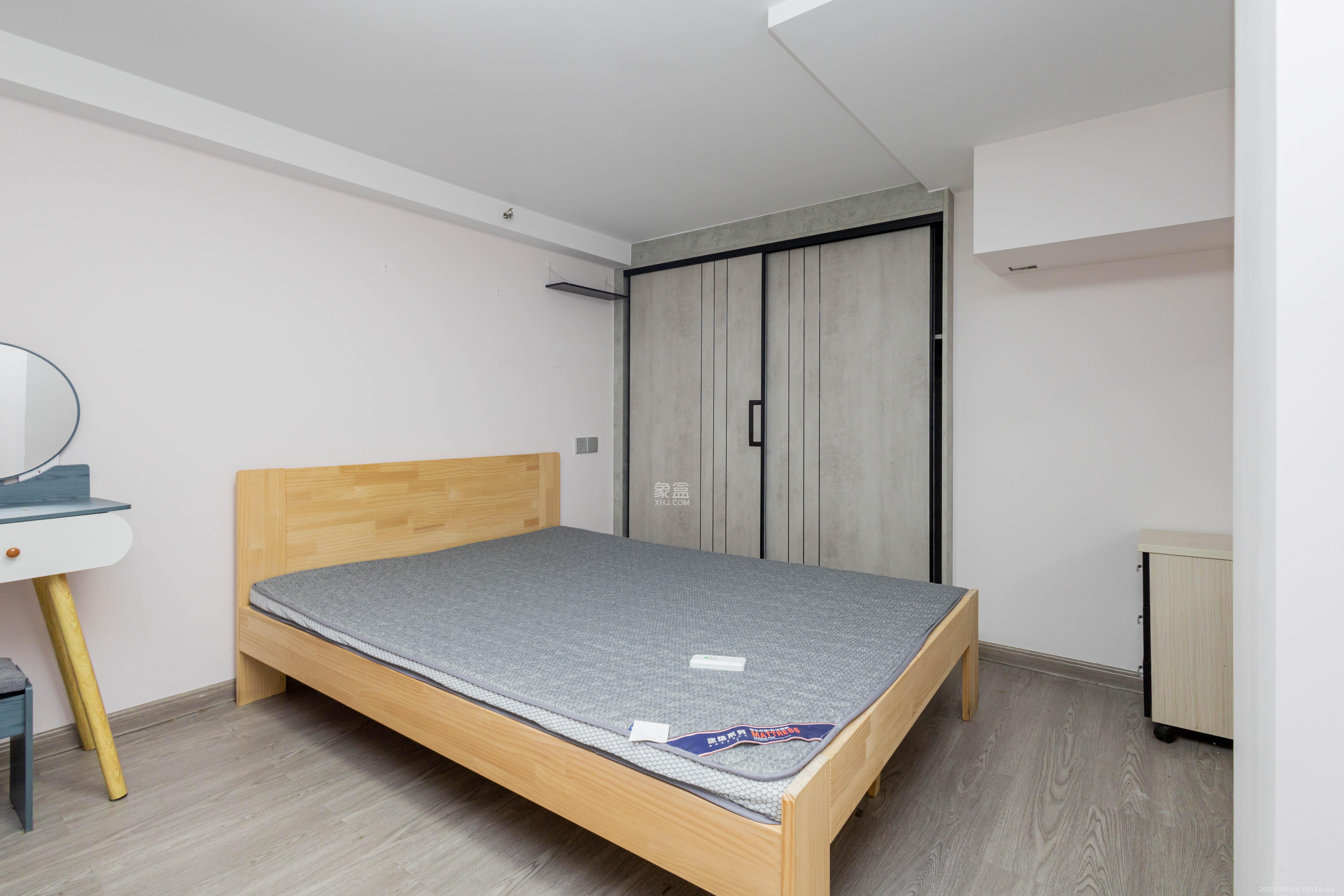 碧桂园星荟 1室1厅1卫 16.0万 碧桂园星荟 1室1厅1卫 16.0万卧室