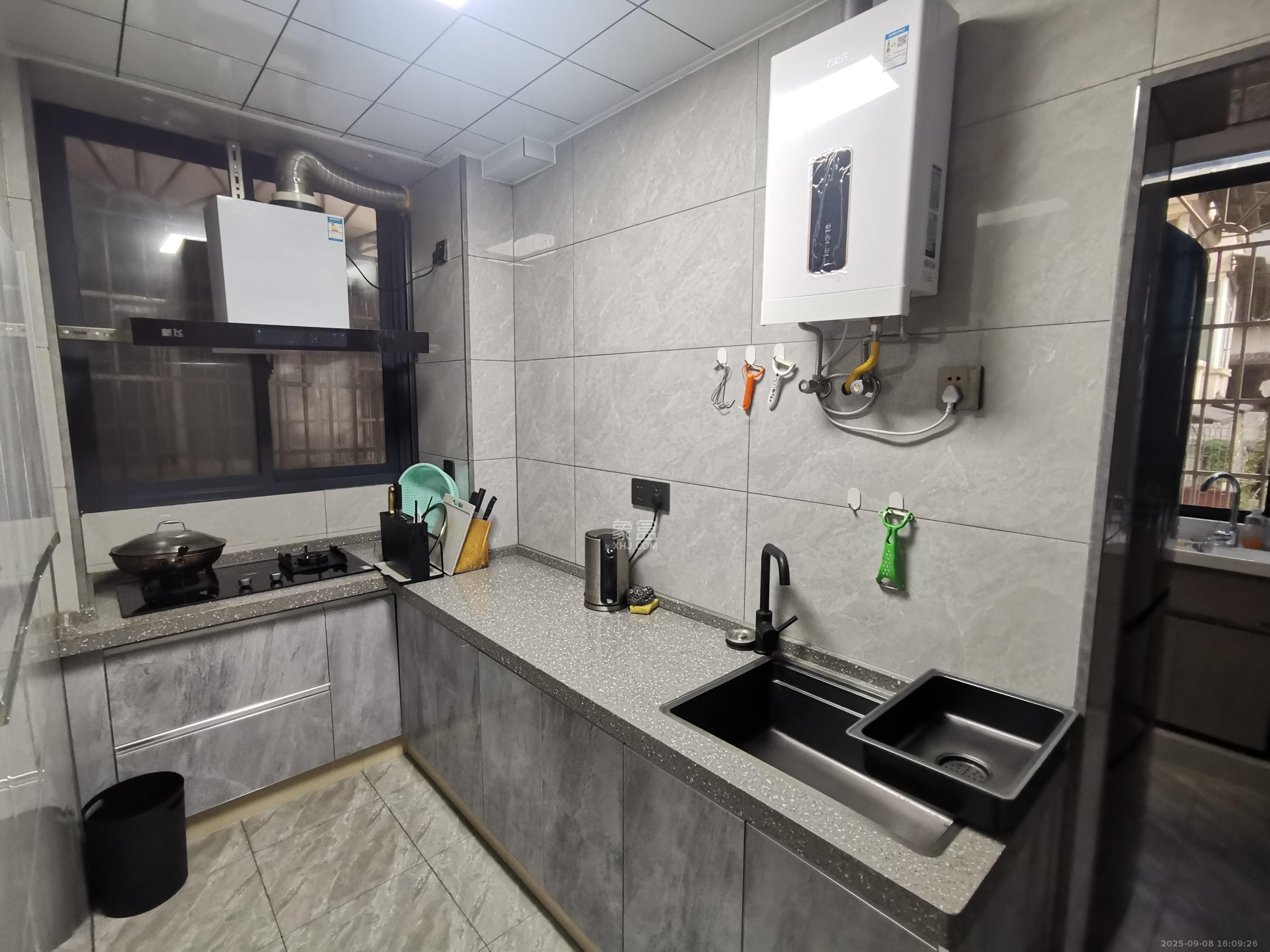 肇家(嘉)坪散盘 3室2厅1卫 3700.0元/月 肇家(嘉)坪散盘 3室2厅1卫 3700.0元/月室内图