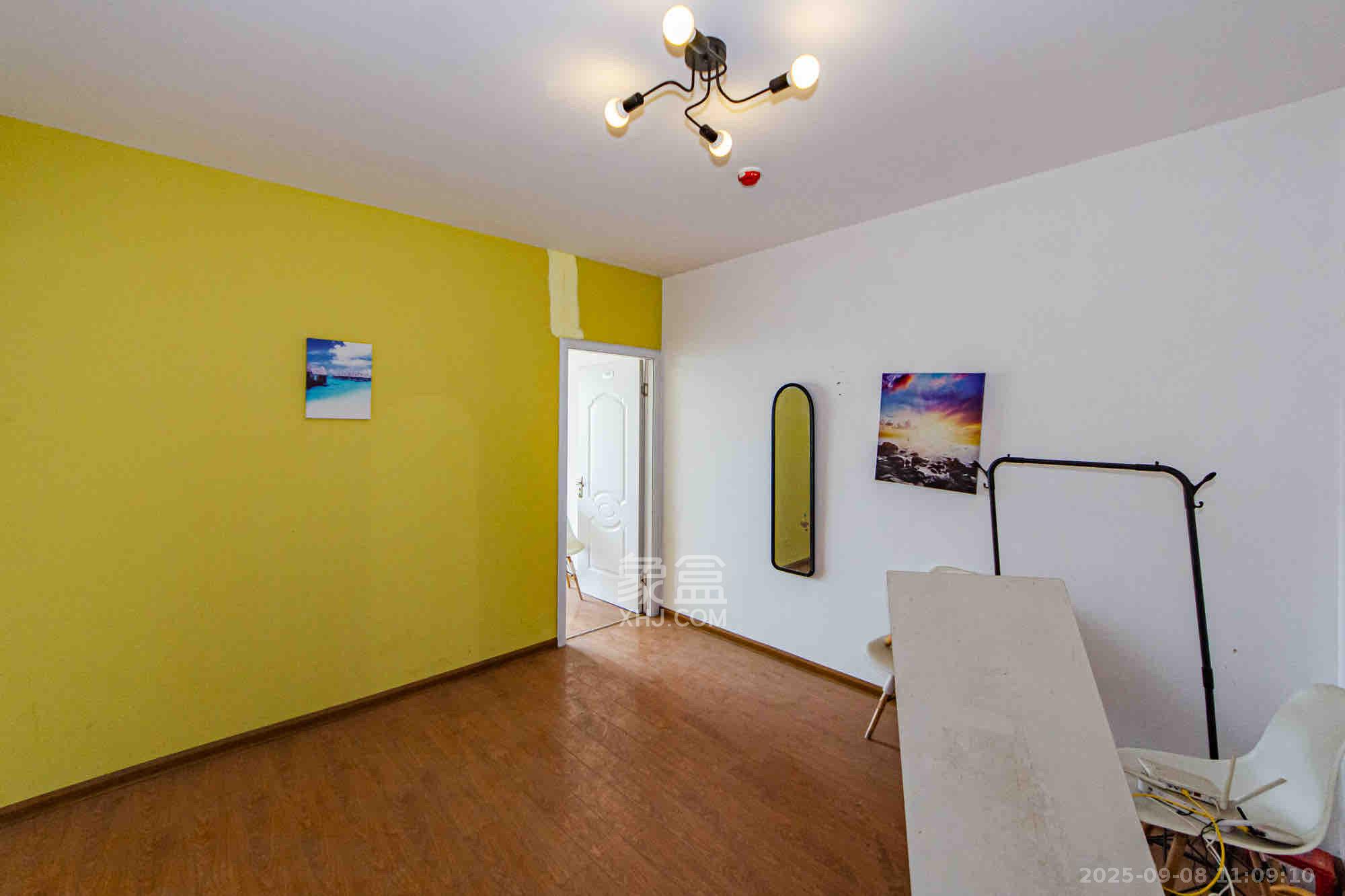 北辰三角洲E4区  3室2厅1卫    3000.0元/月室内图