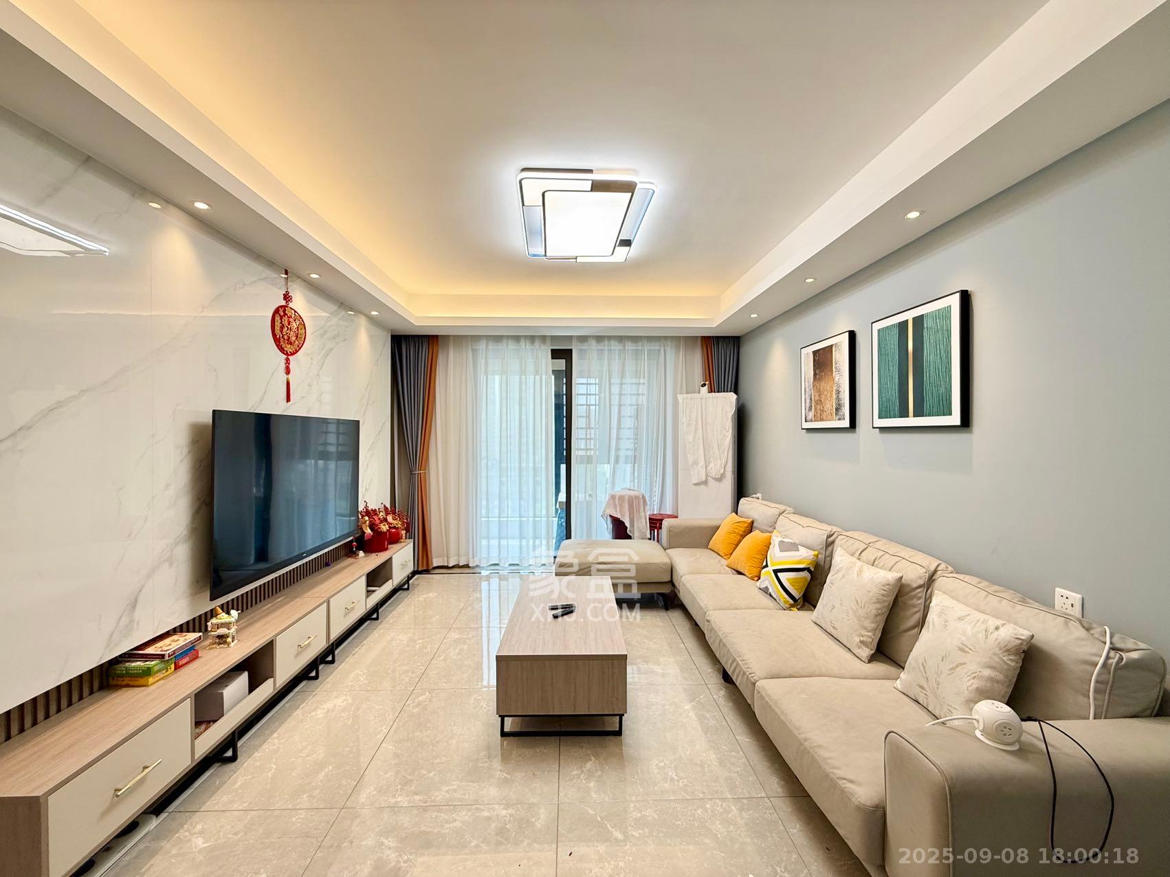 龙湖铂金中心(龙湖春江郦城) 3室2厅2卫 5000.0元/月 龙湖铂金中心(龙湖春江郦城) 3室2厅2卫 5000.0元/月室内图