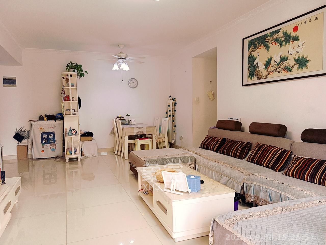 怡海星城  3室2厅2卫    2300.0元/月室内图